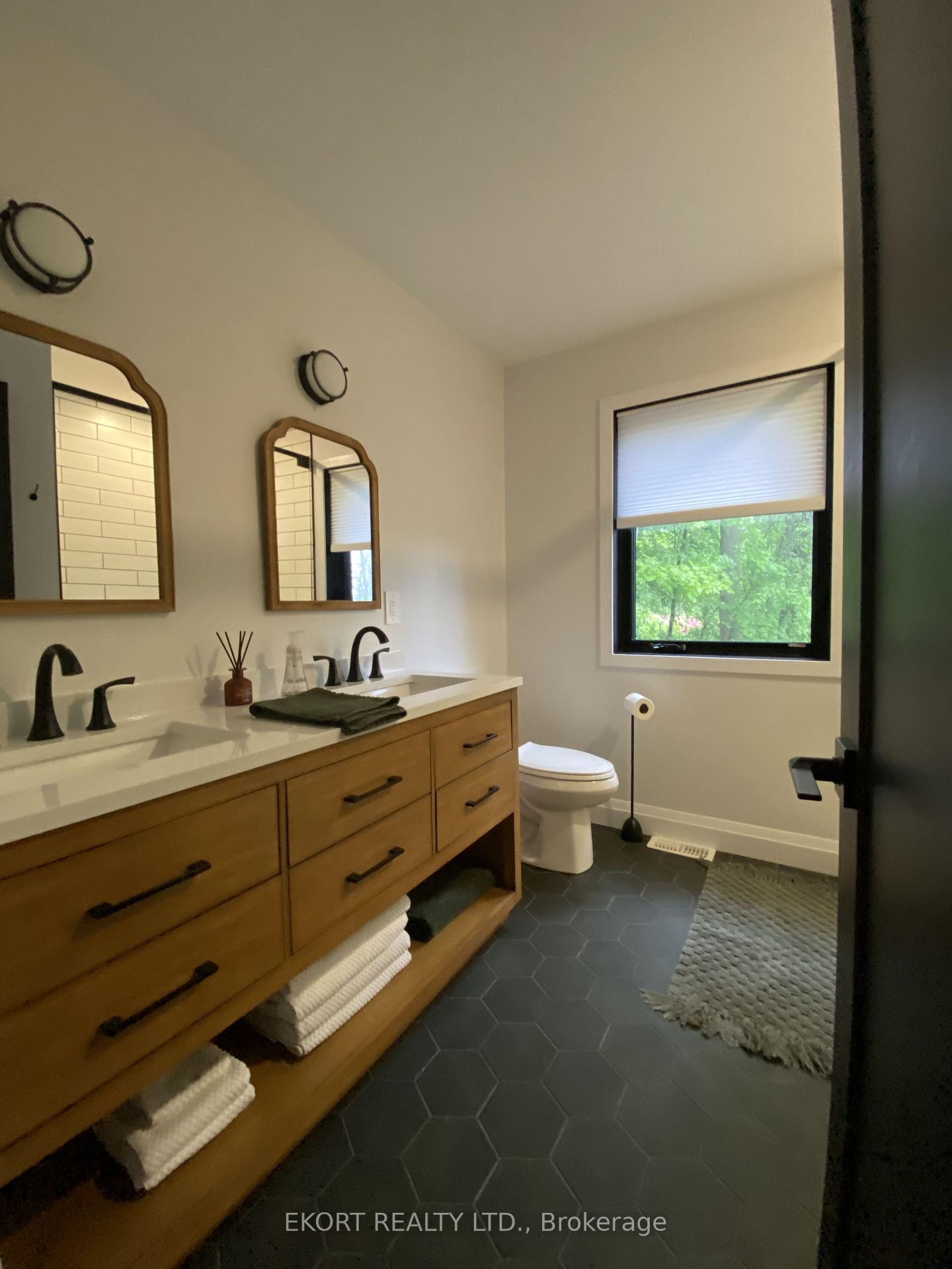 Photo 5 of 51 Bishop Lane, Prince Edward County, Sophiasburg Ward — HOMEH