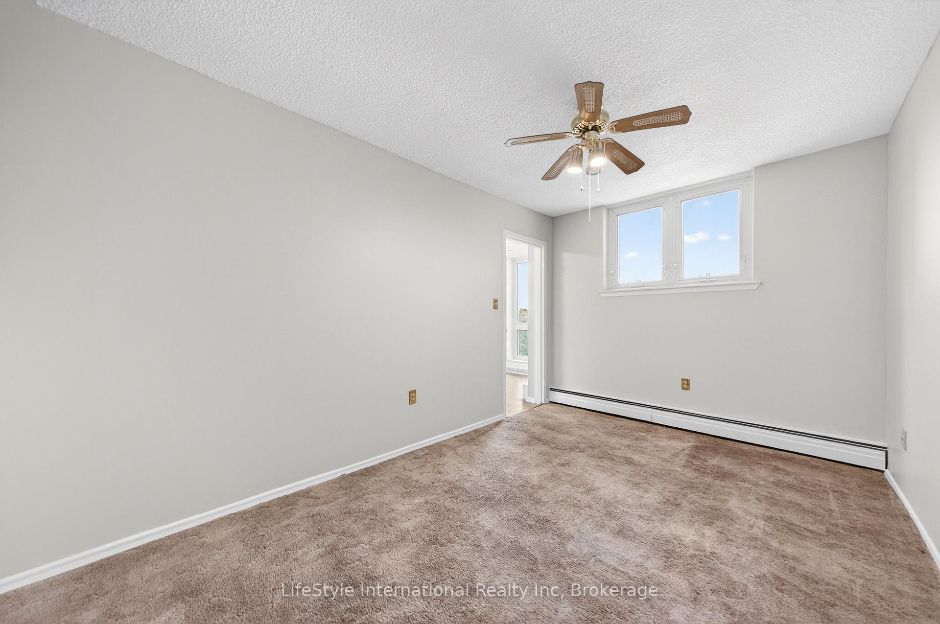 Photo 21 of Unit 512, 19 Woodlawn Road E, Guelph, Riverside Park — HOMEH