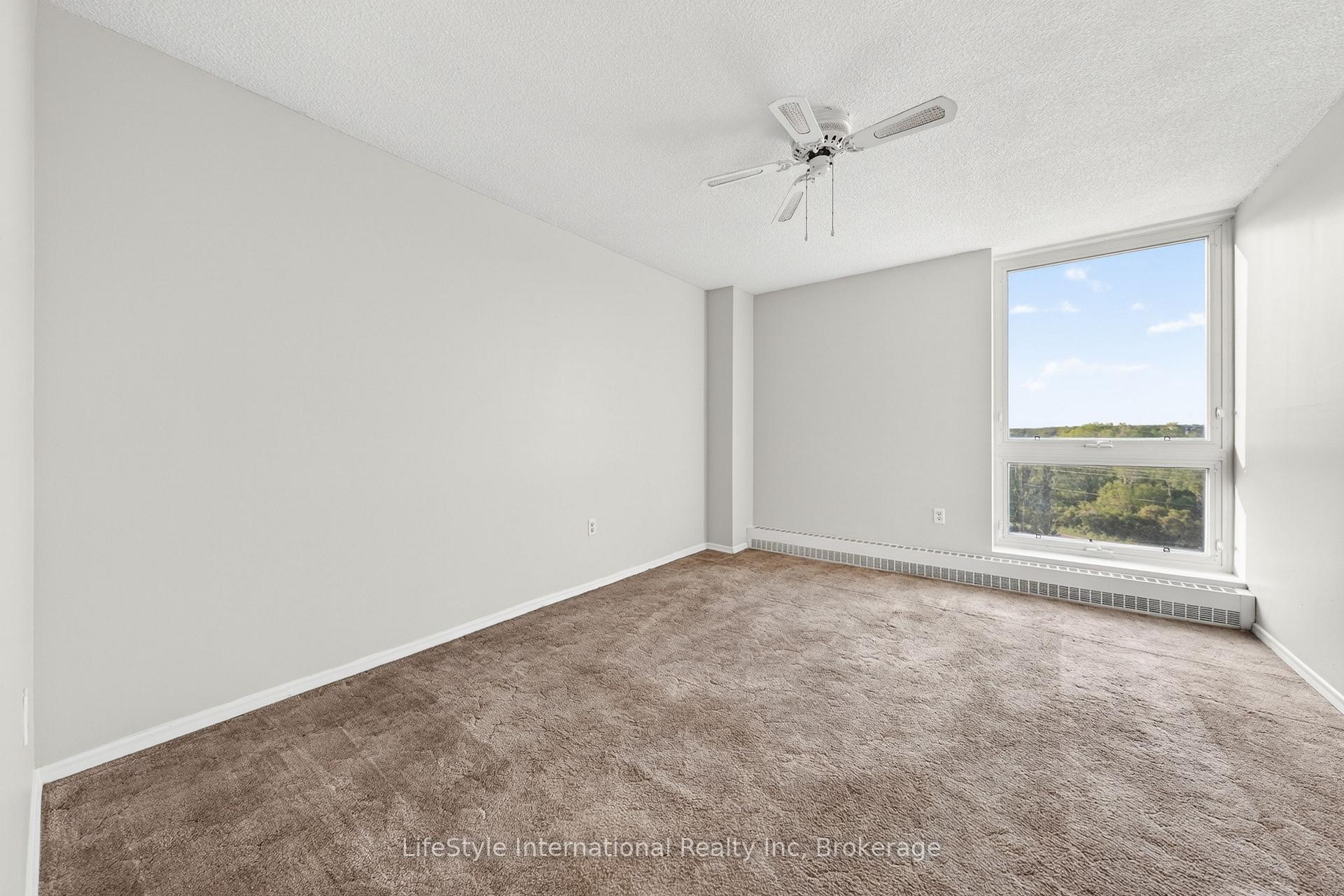 Photo 30 of Unit 512, 19 Woodlawn Road E, Guelph, Riverside Park — HOMEH