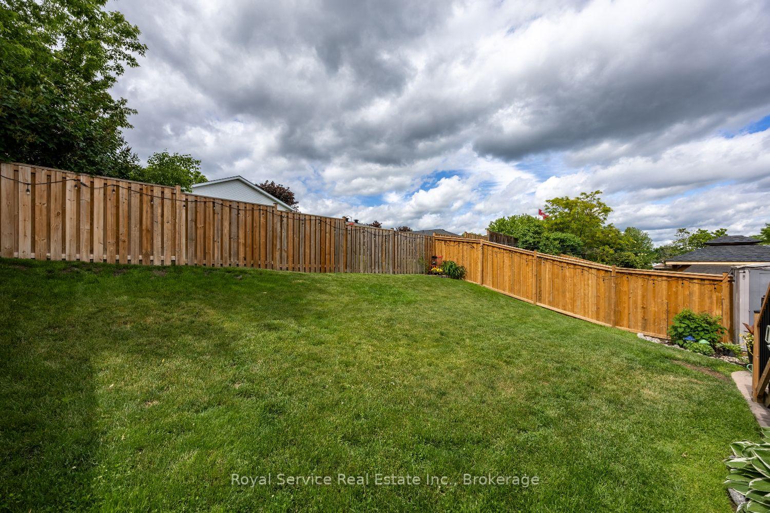 Photo 30 of 900 Stewart Drive, Peterborough, Ashburnham Ward 4 — HOMEH