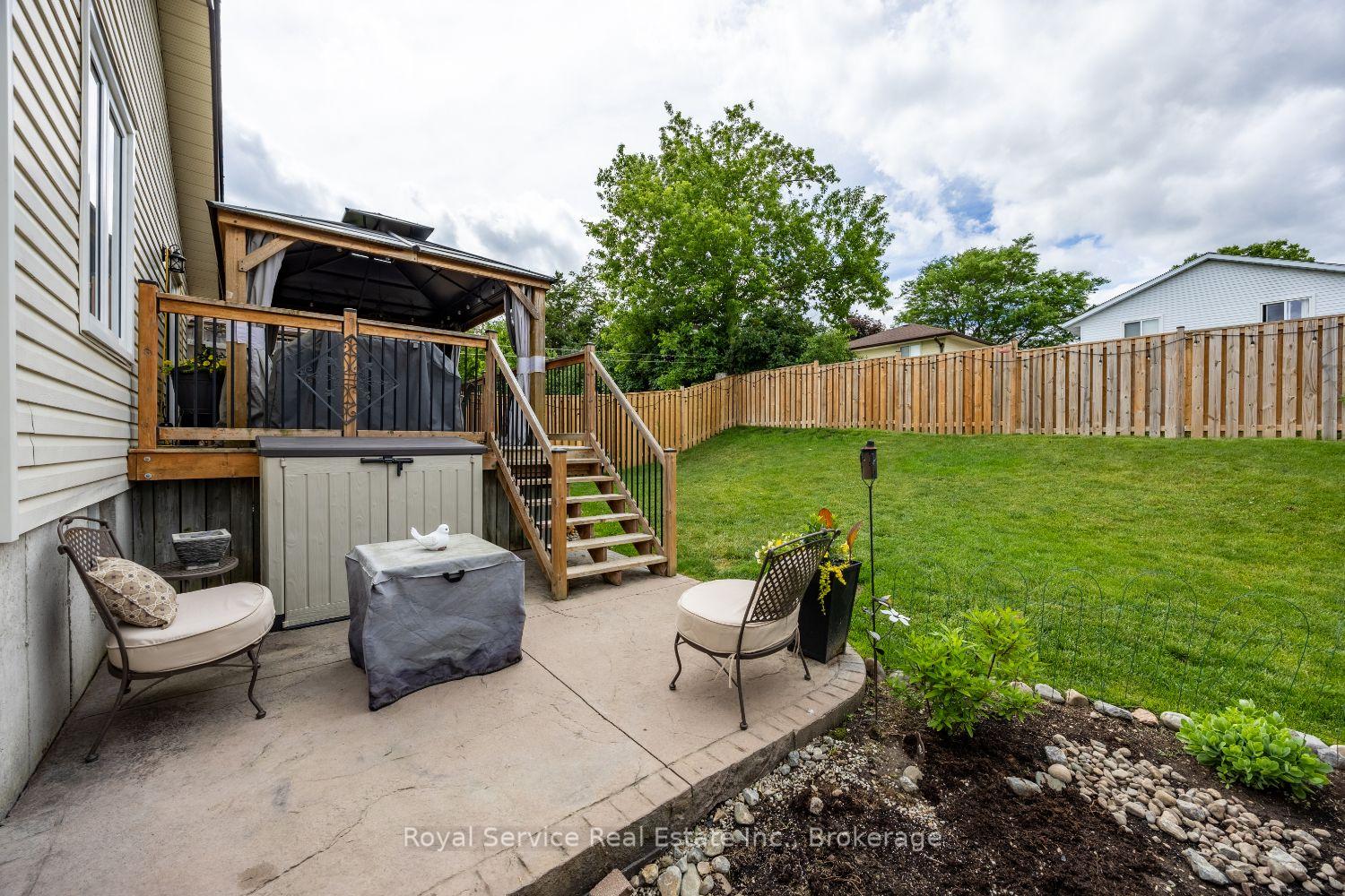 Photo 31 of 900 Stewart Drive, Peterborough, Ashburnham Ward 4 — HOMEH