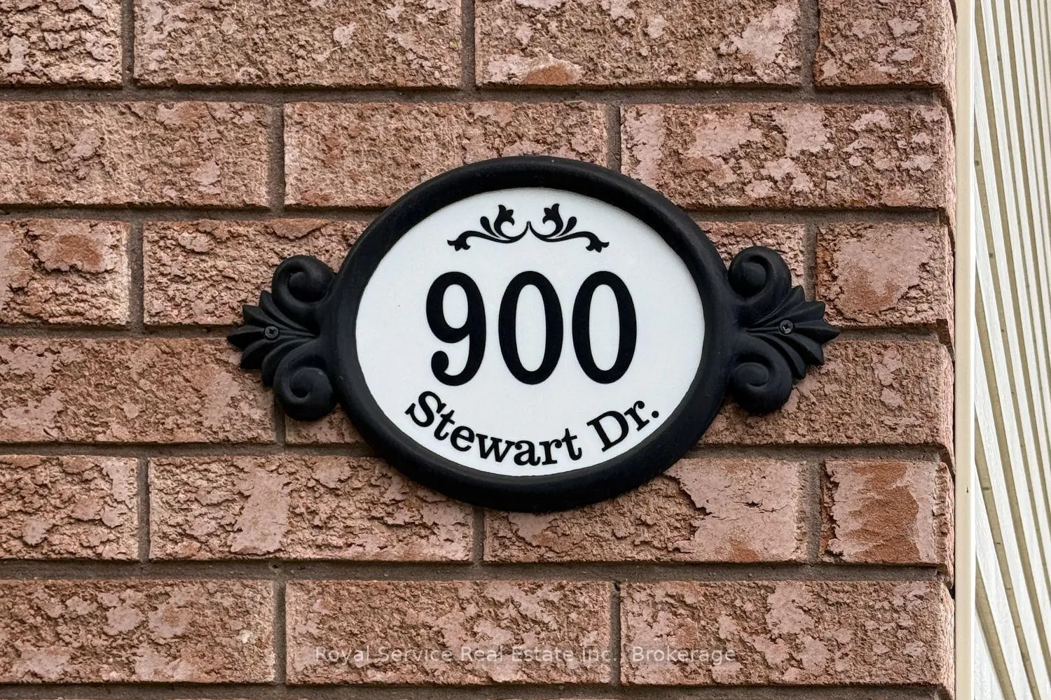 Photo 37 of 900 Stewart Drive, Peterborough, Ashburnham Ward 4 — HOMEH