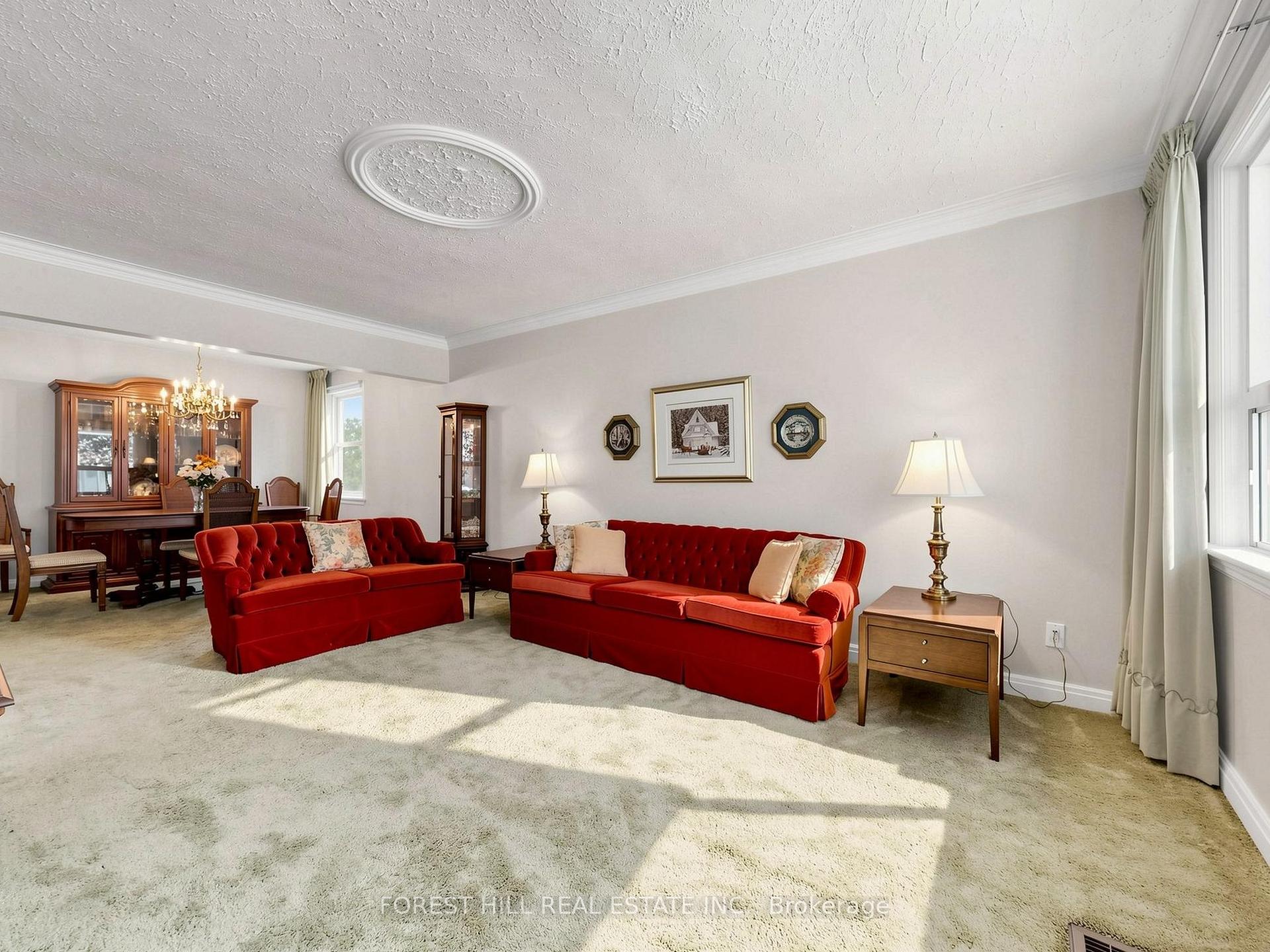 Photo 2 of 25 Cartwright Avenue, North York, Yorkdale-Glen Park — HOMEH