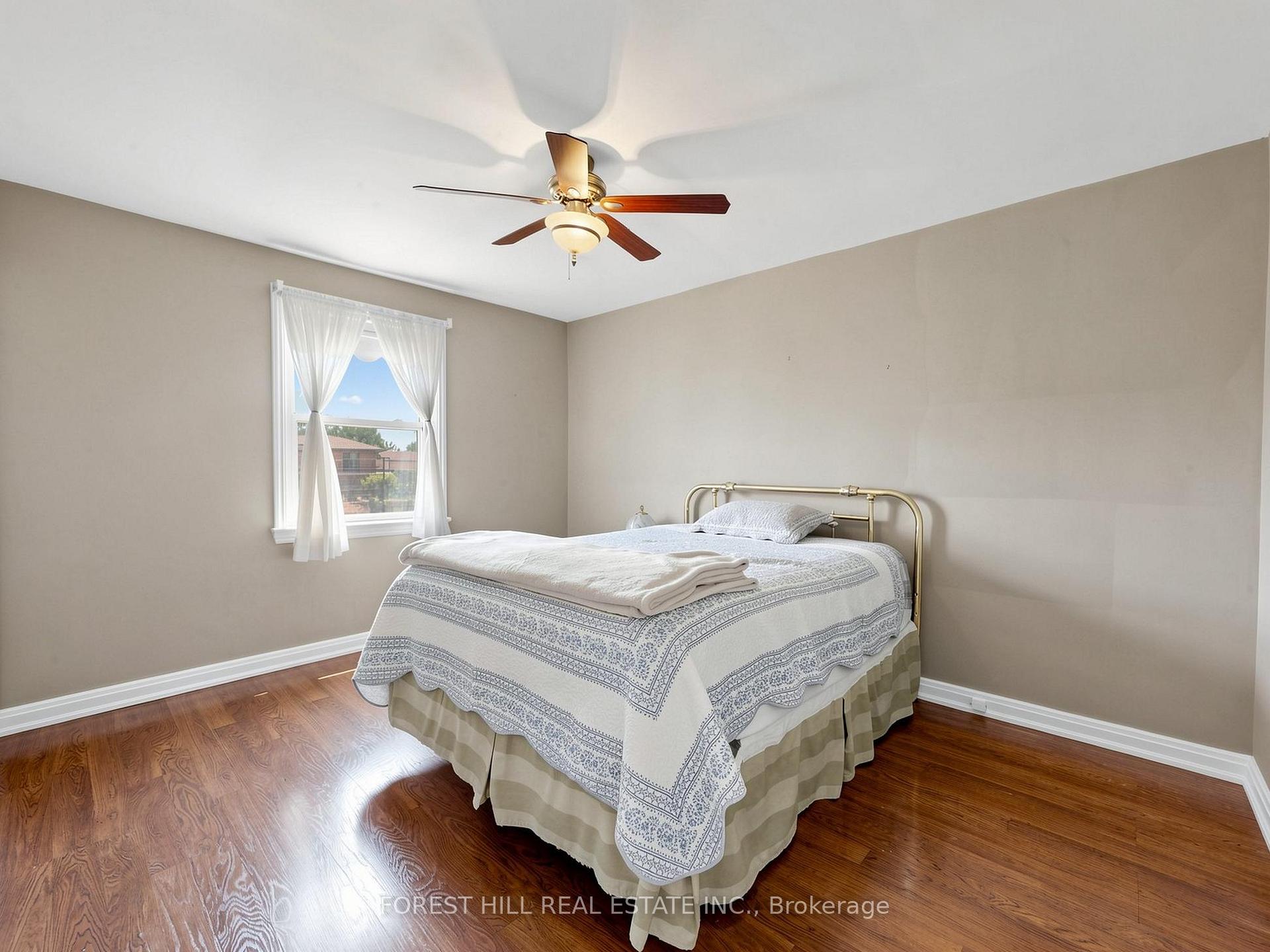 Photo 8 of 25 Cartwright Avenue, North York, Yorkdale-Glen Park — HOMEH