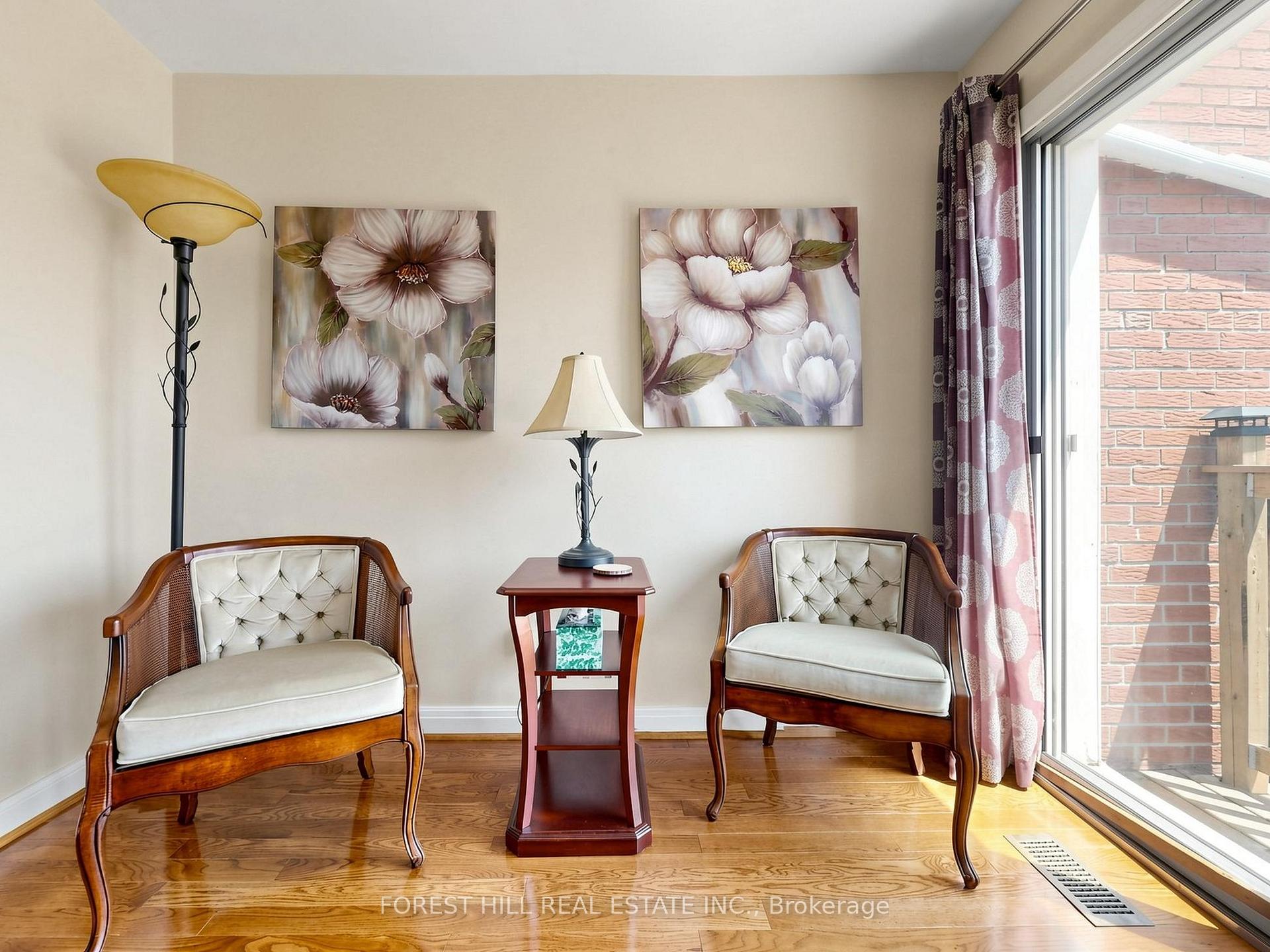 Photo 11 of 25 Cartwright Avenue, North York, Yorkdale-Glen Park — HOMEH