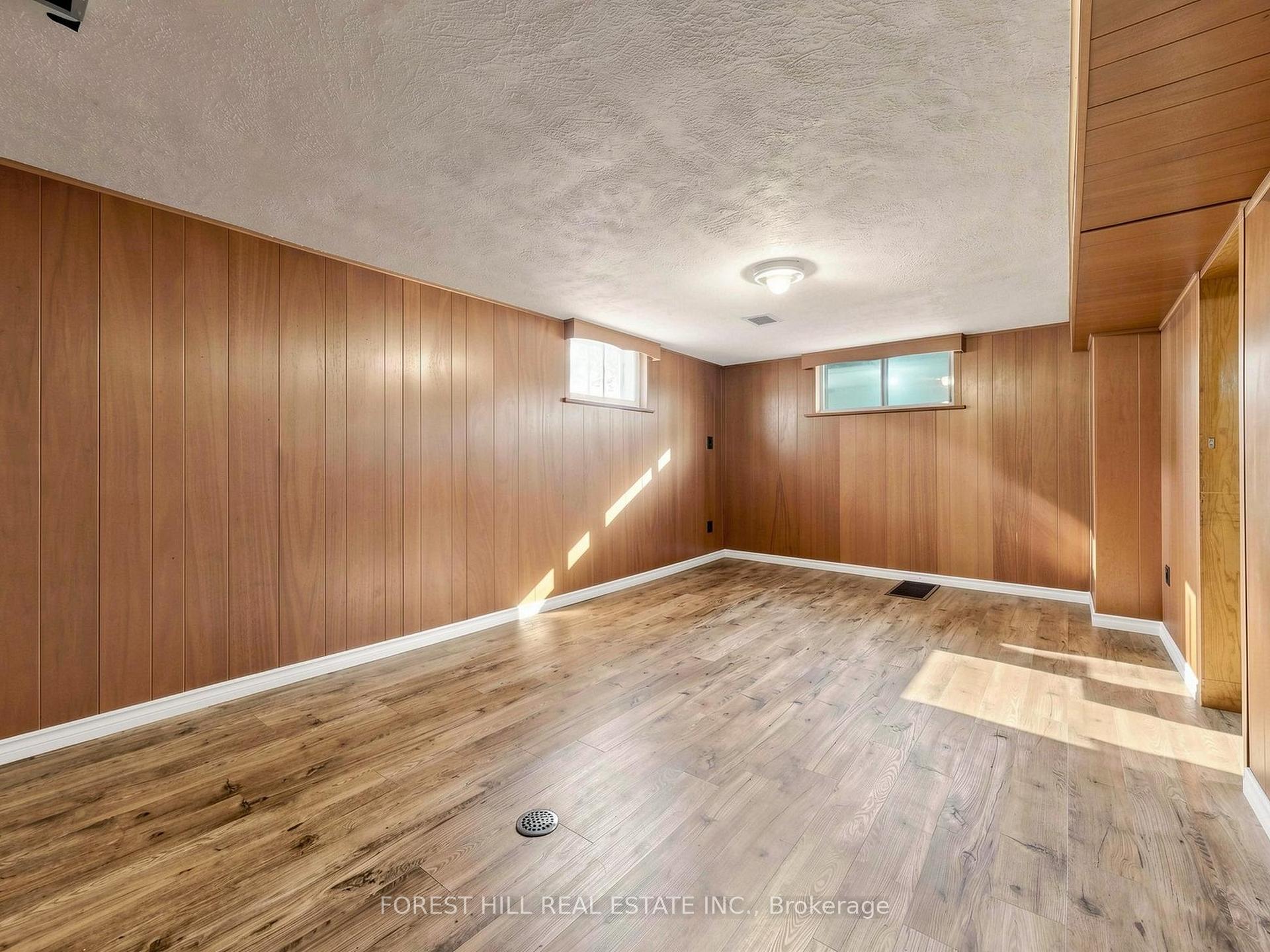 Photo 24 of 25 Cartwright Avenue, North York, Yorkdale-Glen Park — HOMEH