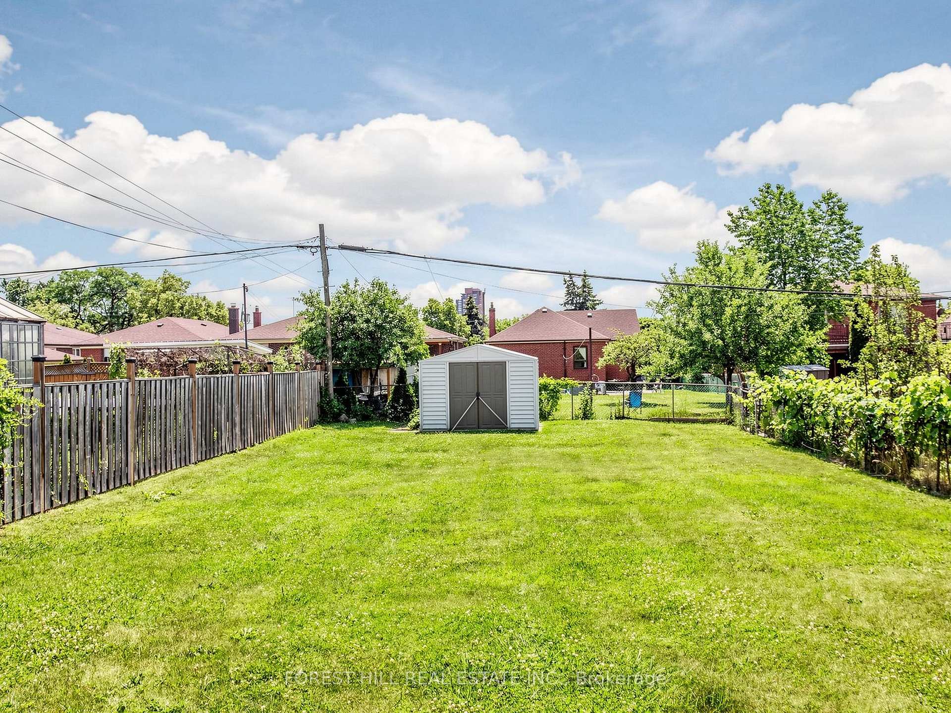 Photo 34 of 25 Cartwright Avenue, North York, Yorkdale-Glen Park — HOMEH