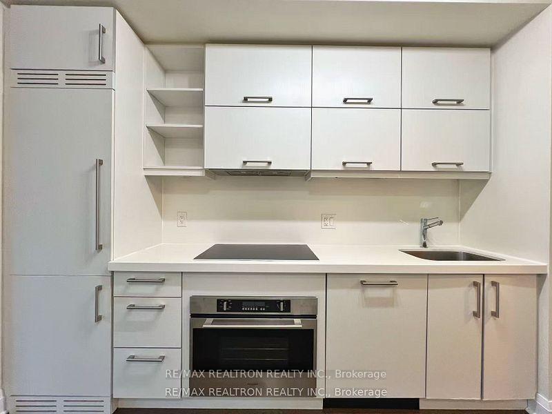 Photo 6 of Unit 1401, 1080 Bay Street, Toronto, Bay Street Corridor — HOMEH