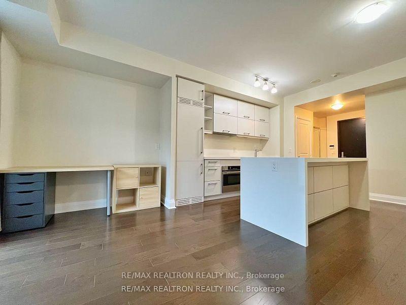 Photo 7 of Unit 1401, 1080 Bay Street, Toronto, Bay Street Corridor — HOMEH