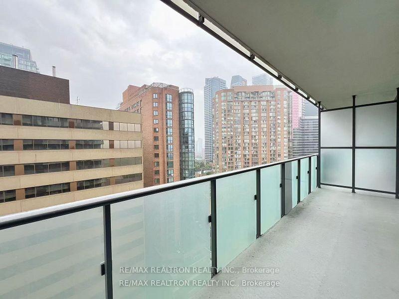 Photo 18 of Unit 1401, 1080 Bay Street, Toronto, Bay Street Corridor — HOMEH