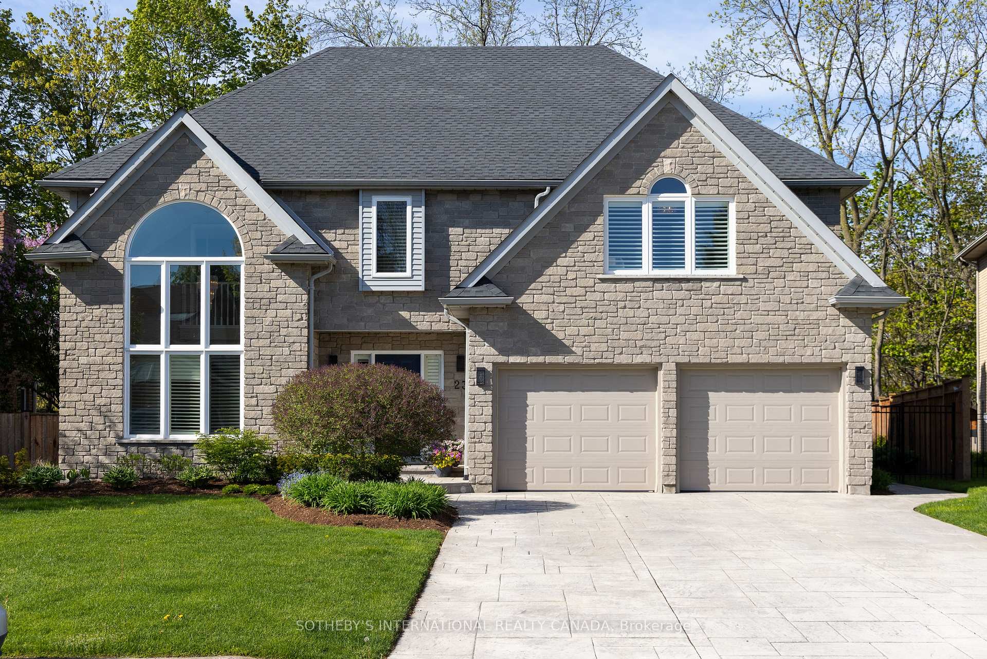 Photo 1 of 23 Francis Creek Boulevard, St. Catharines, Grapeview — HOMEH