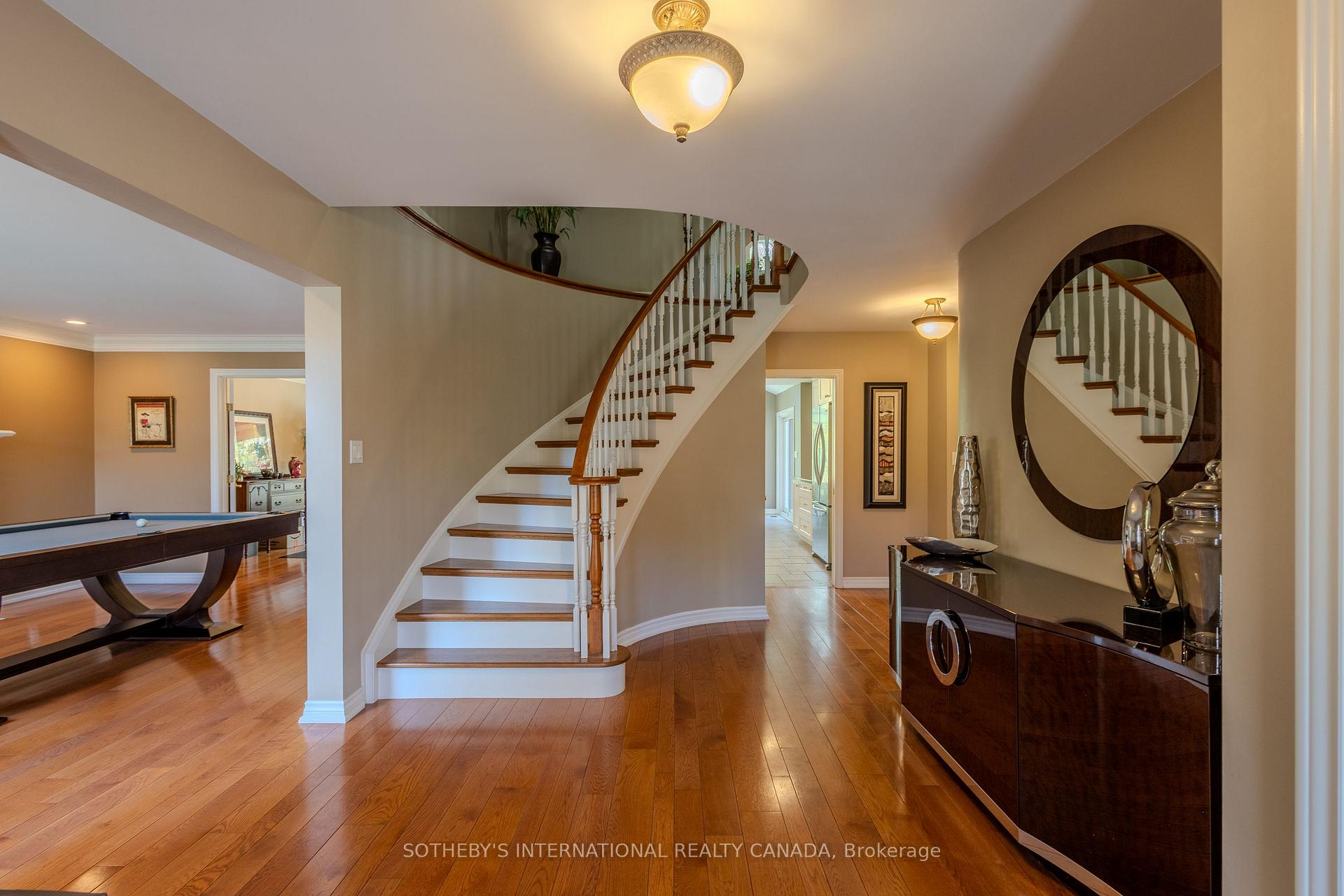 Photo 4 of 23 Francis Creek Boulevard, St. Catharines, Grapeview — HOMEH