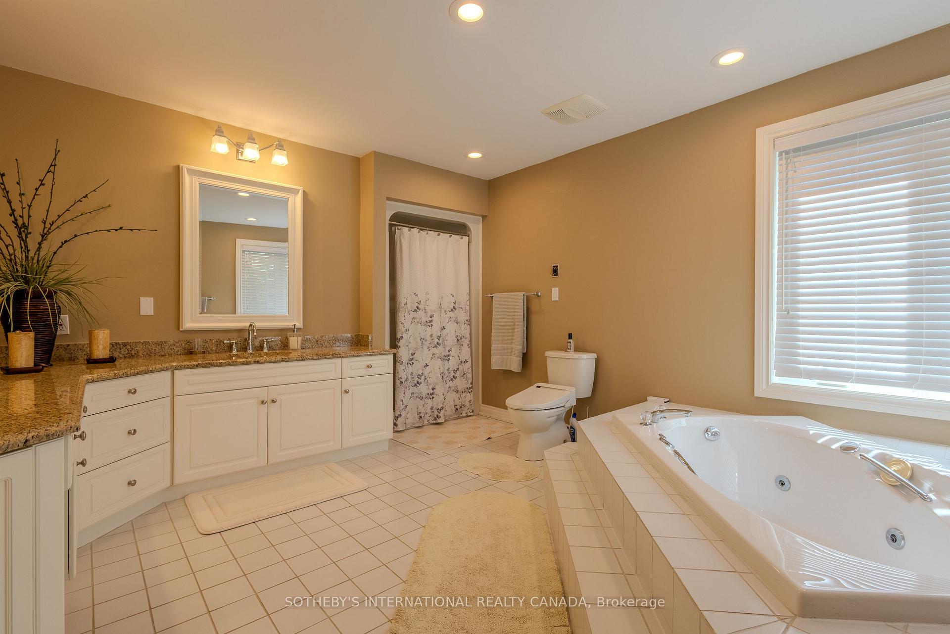 Photo 24 of 23 Francis Creek Boulevard, St. Catharines, Grapeview — HOMEH