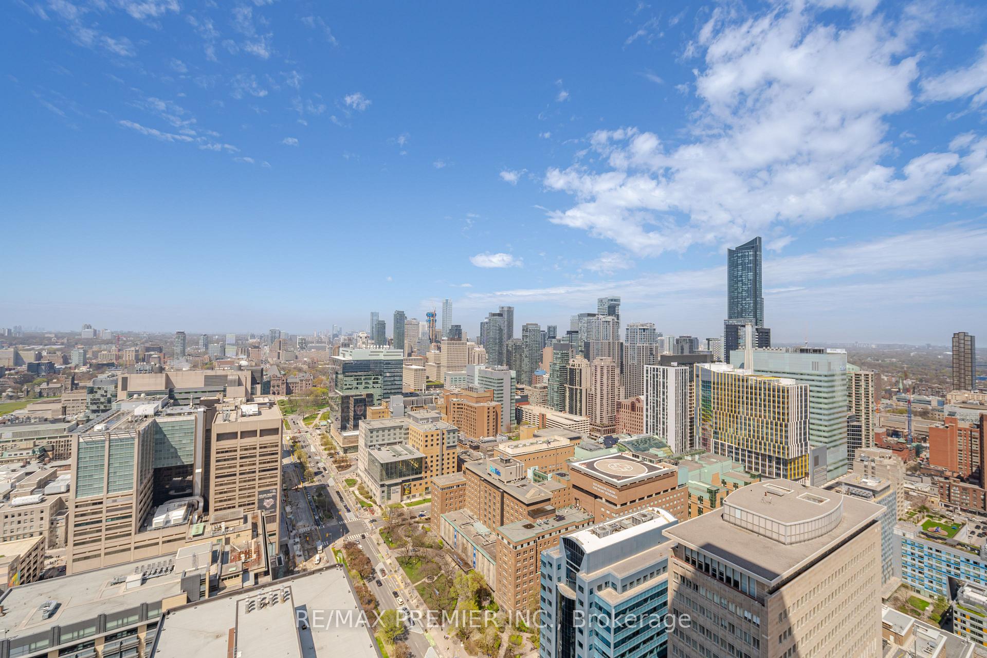 Photo 22 of Unit 3201, 488 University Avenue, Toronto, University — HOMEH