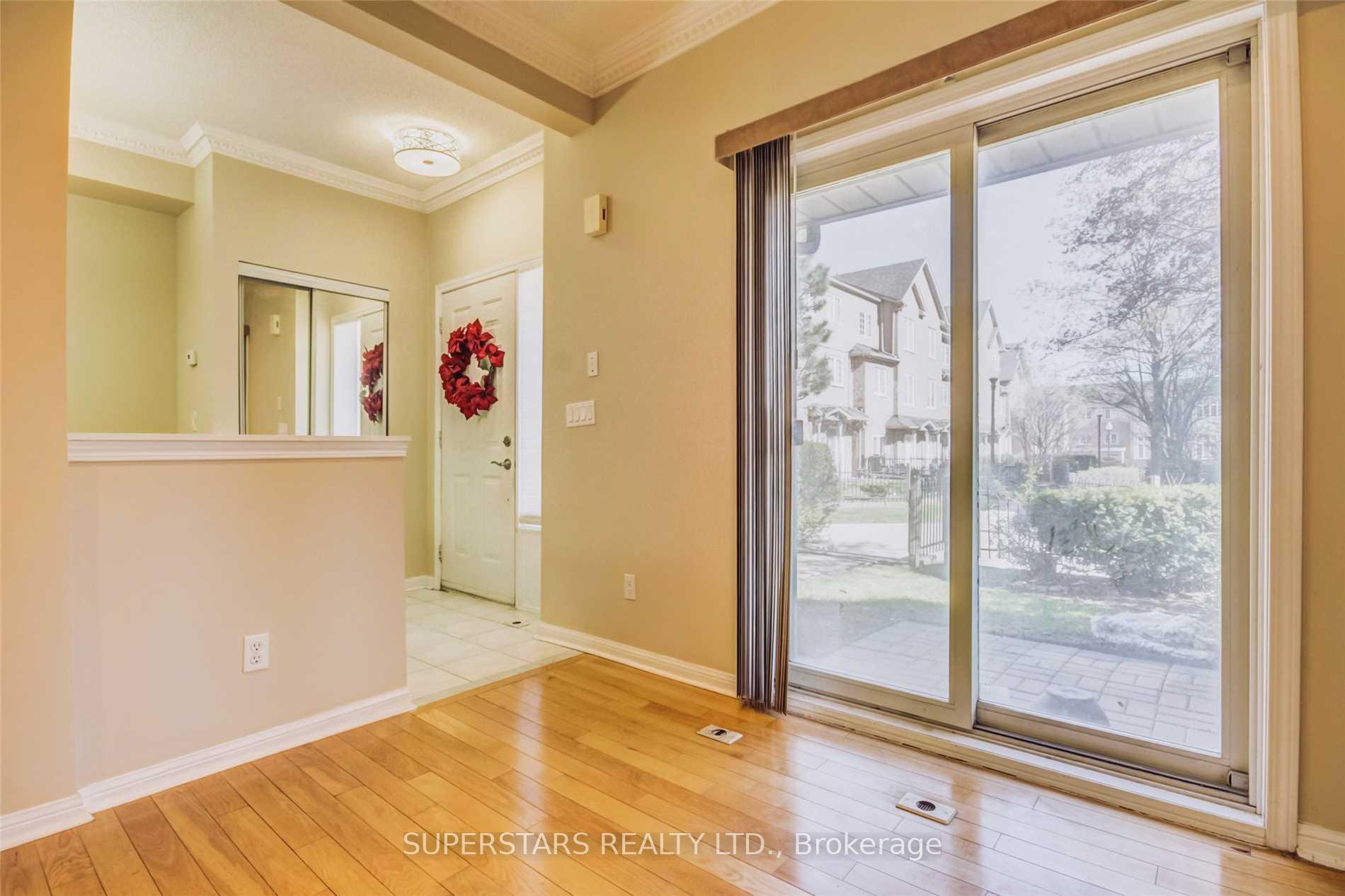 Photo 2 of Unit 3A, 5 St Moritz Way, Markham, Unionville — HOMEH