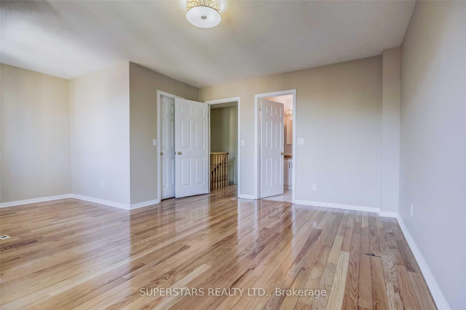 Photo 11 of Unit 3A, 5 St Moritz Way, Markham, Unionville — HOMEH