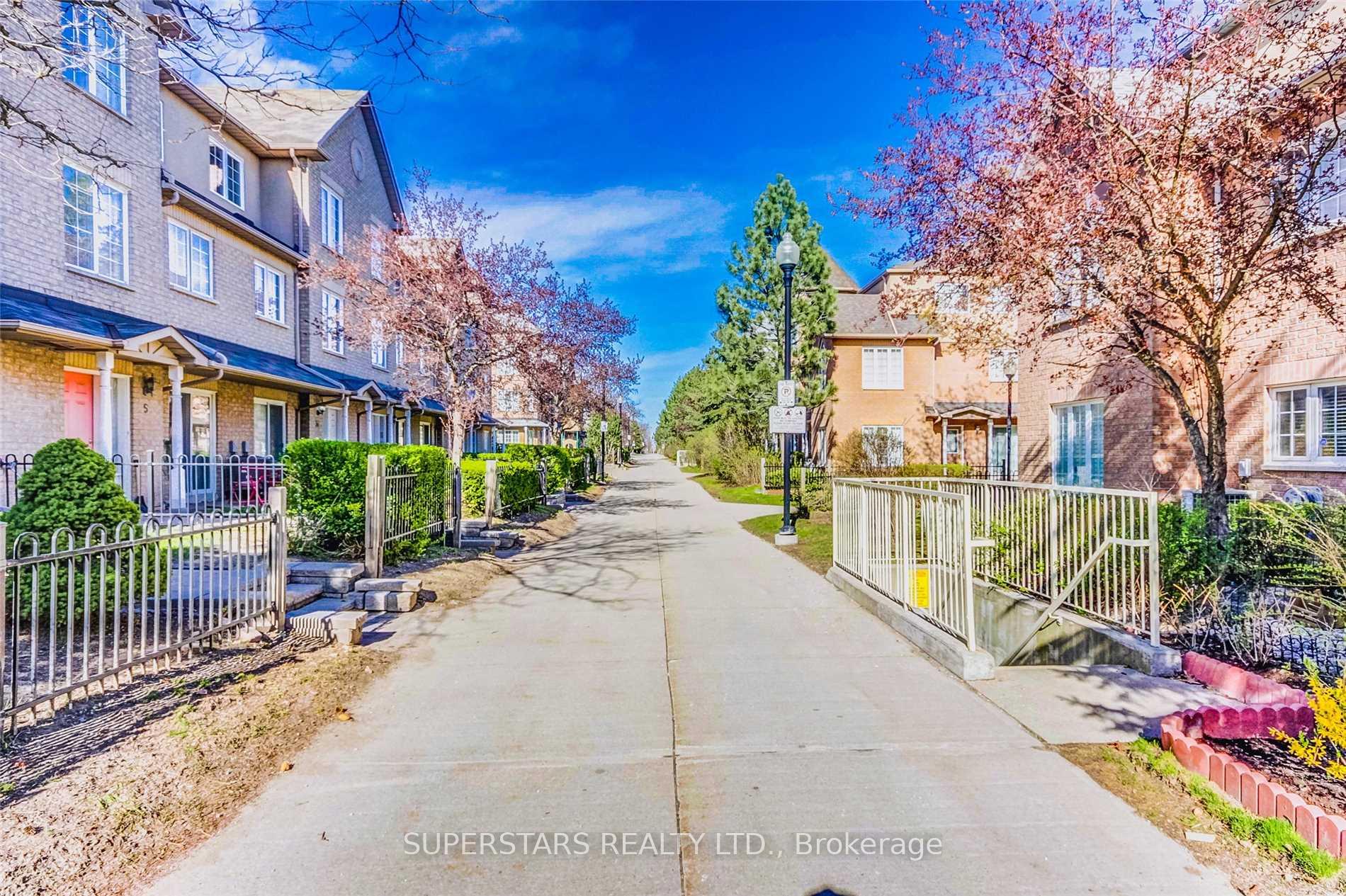 Photo 15 of Unit 3A, 5 St Moritz Way, Markham, Unionville — HOMEH