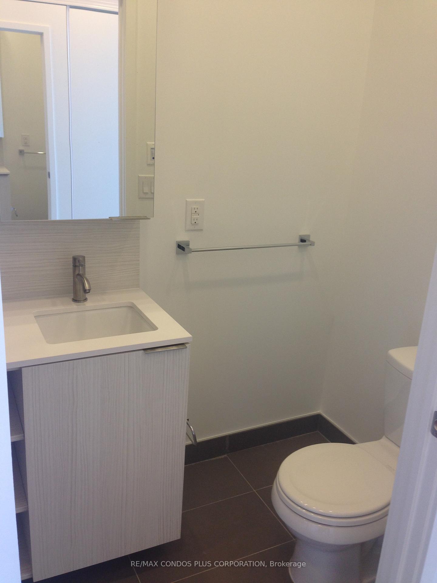 Photo 3 of Unit 426, 170 Sumach Street, Toronto, Regent Park — HOMEH