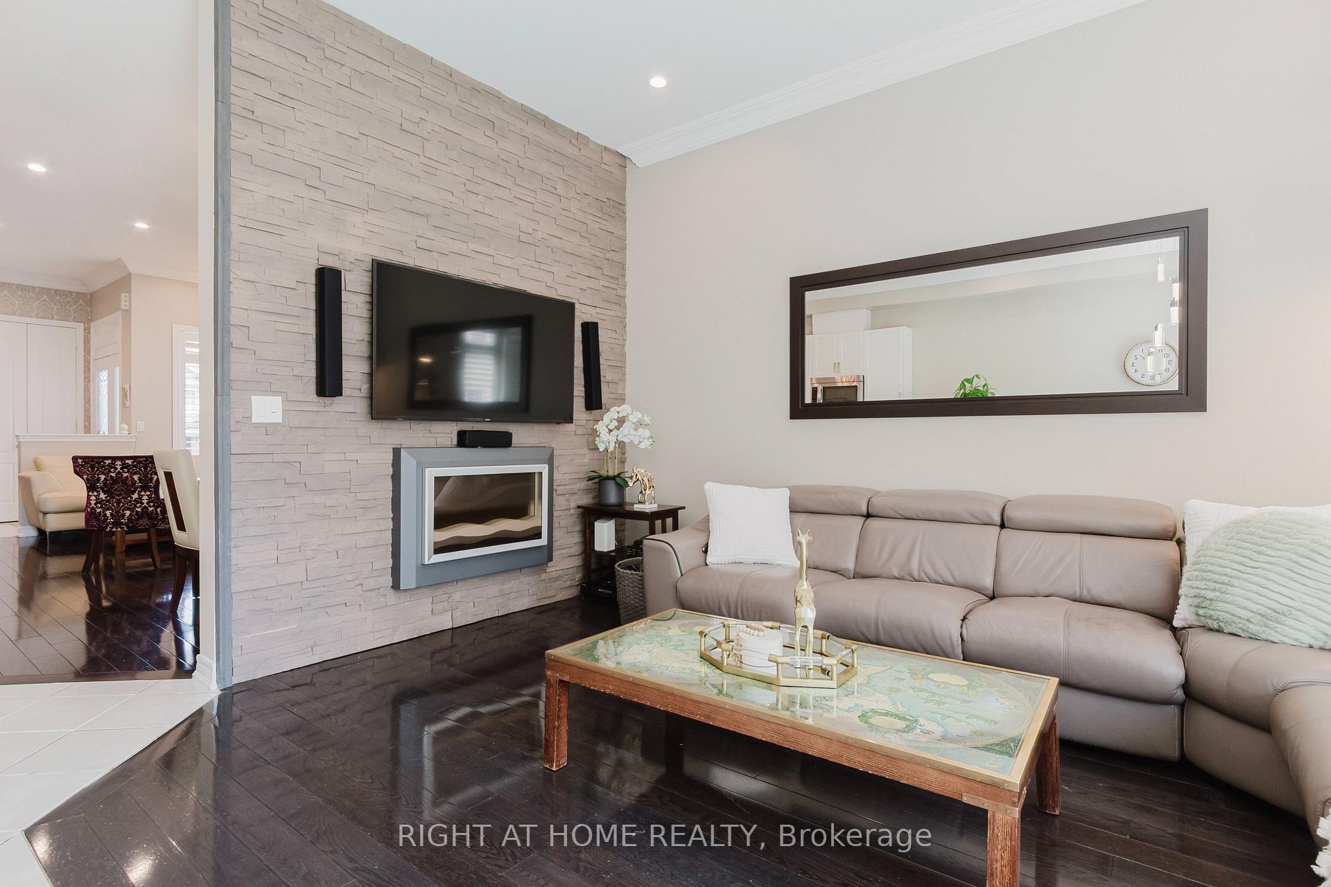 Photo 25 of 5294 Roadside Way, Mississauga, Churchill Meadows — HOMEH