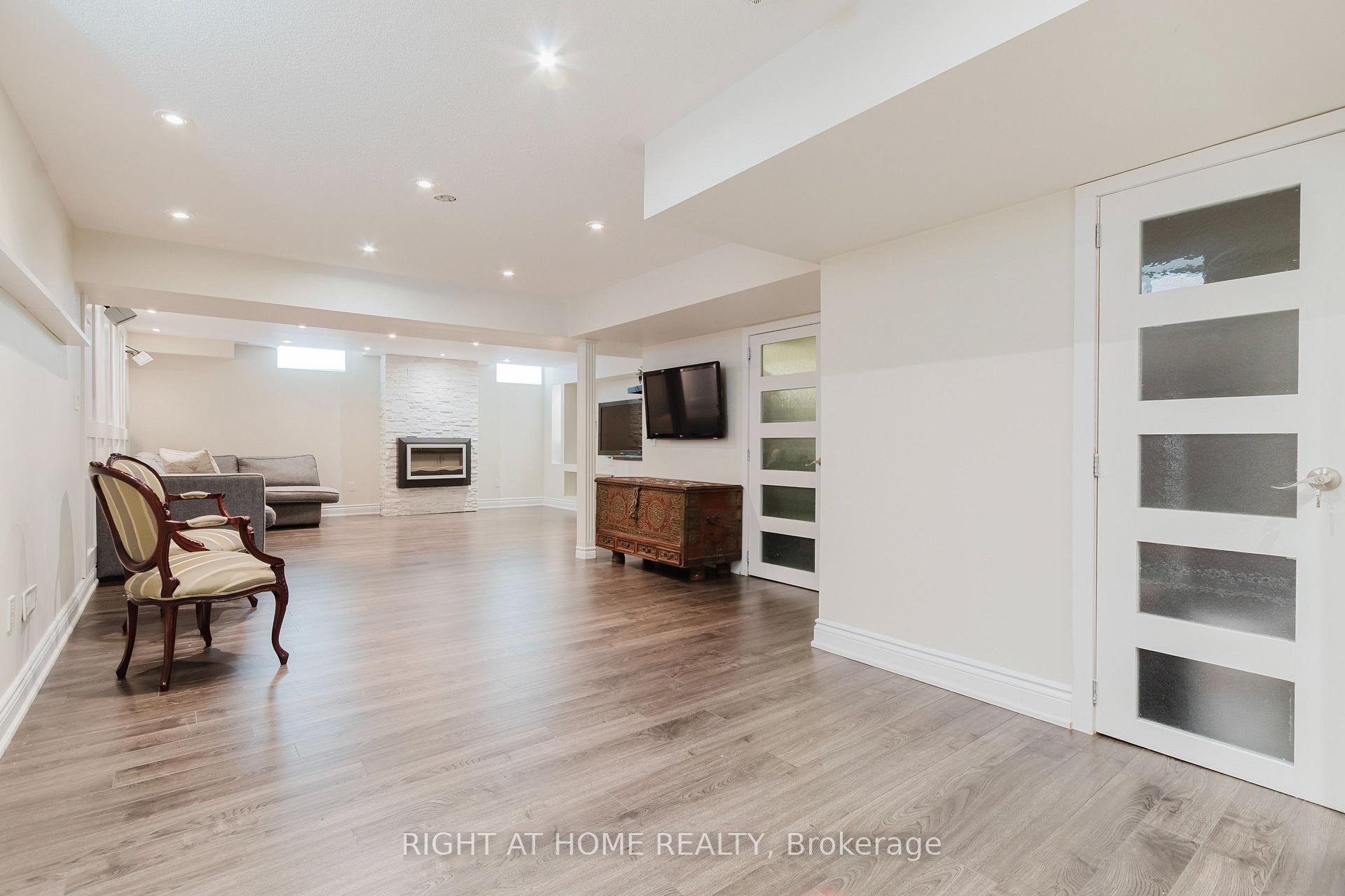 Photo 39 of 5294 Roadside Way, Mississauga, Churchill Meadows — HOMEH