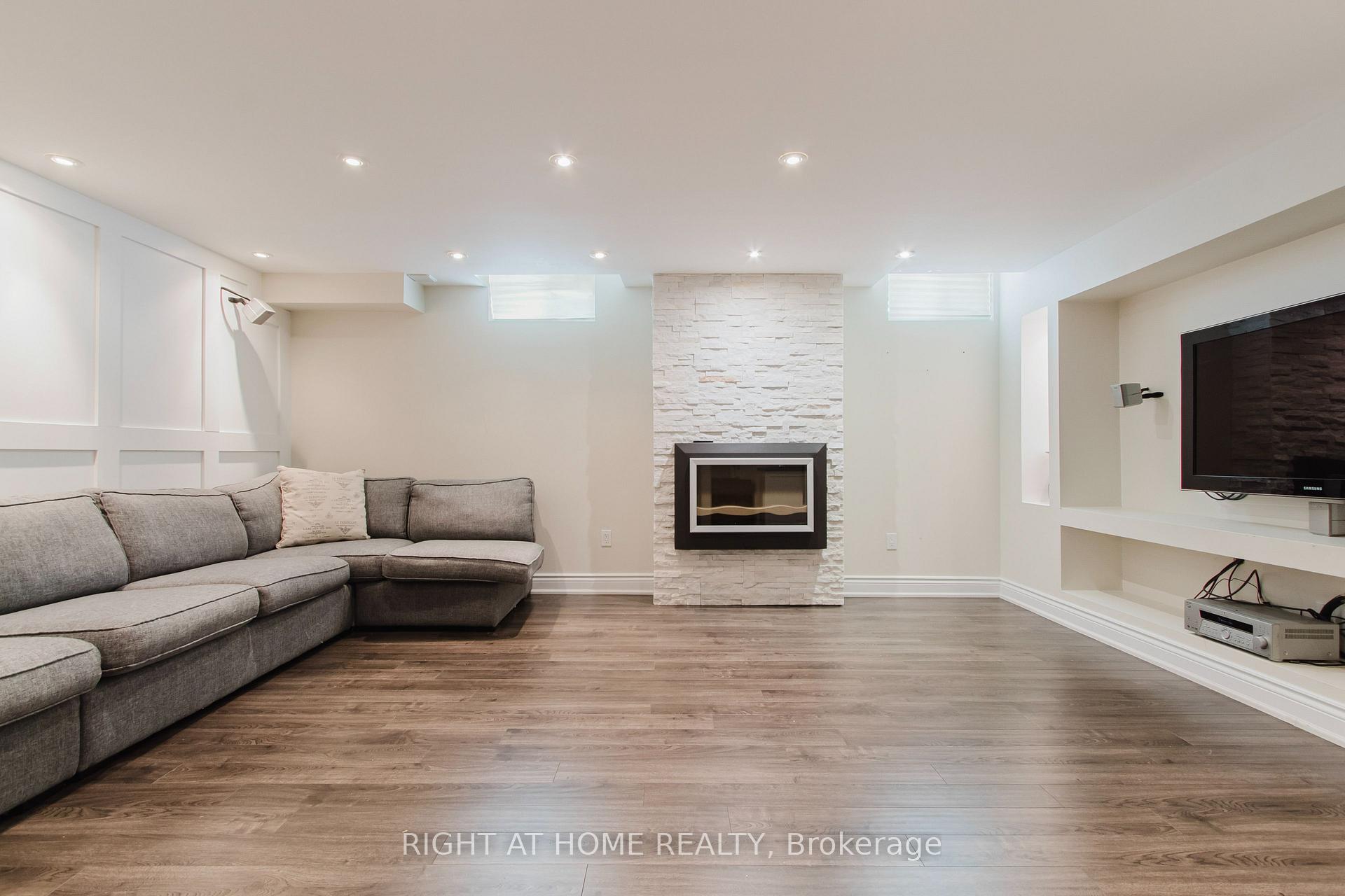 Photo 41 of 5294 Roadside Way, Mississauga, Churchill Meadows — HOMEH