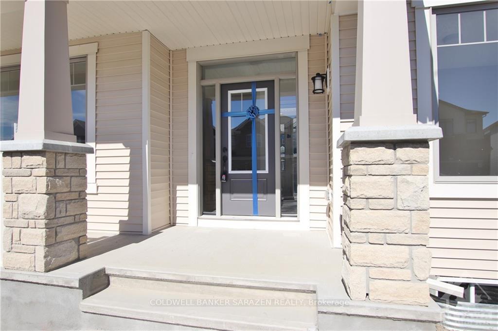 Photo 4 of 924 Nokomis Place, Ottawa, Barrhaven - Half Moon Bay — HOMEH