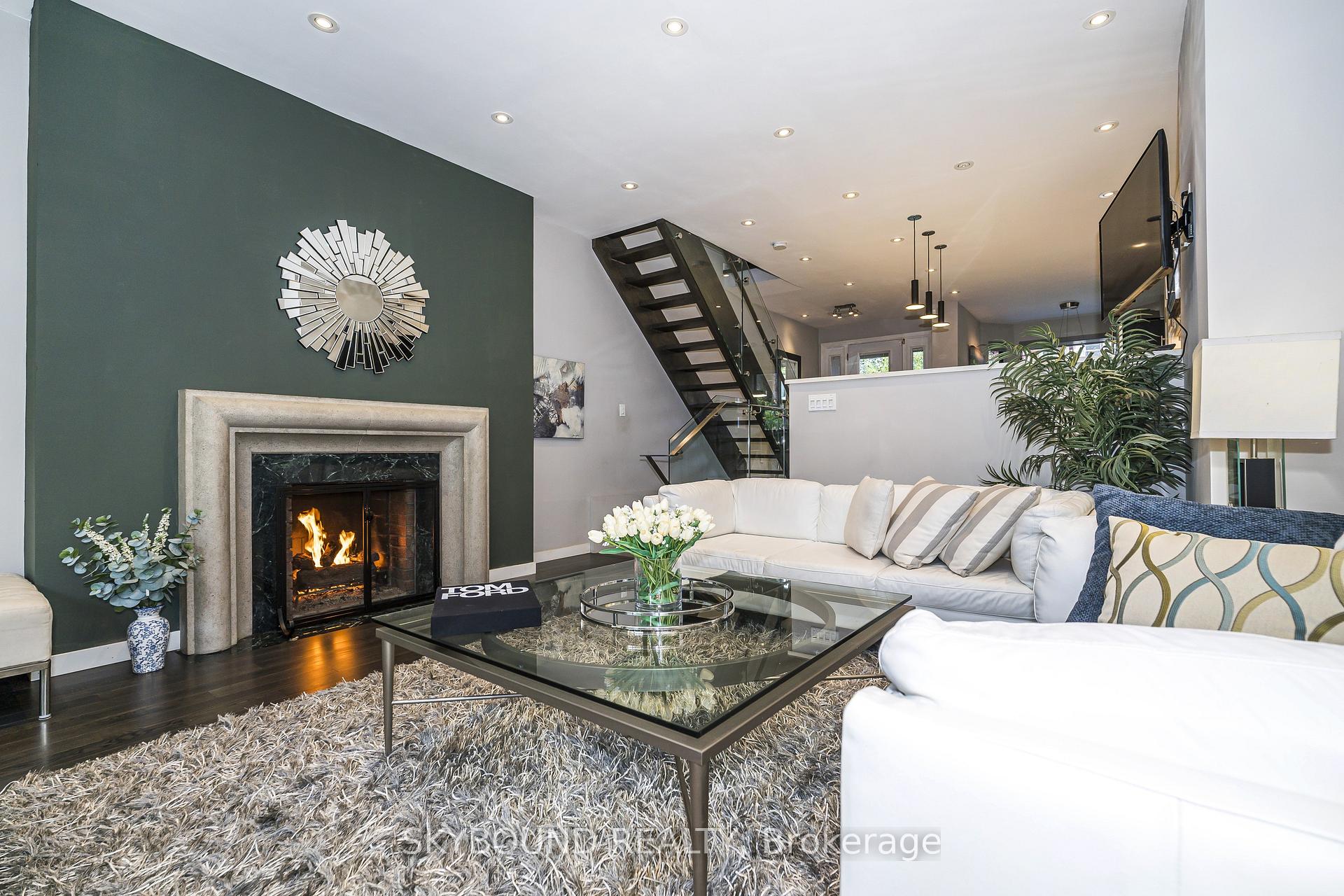 Photo 10 of 49 Victor Avenue, Toronto, North Riverdale — HOMEH
