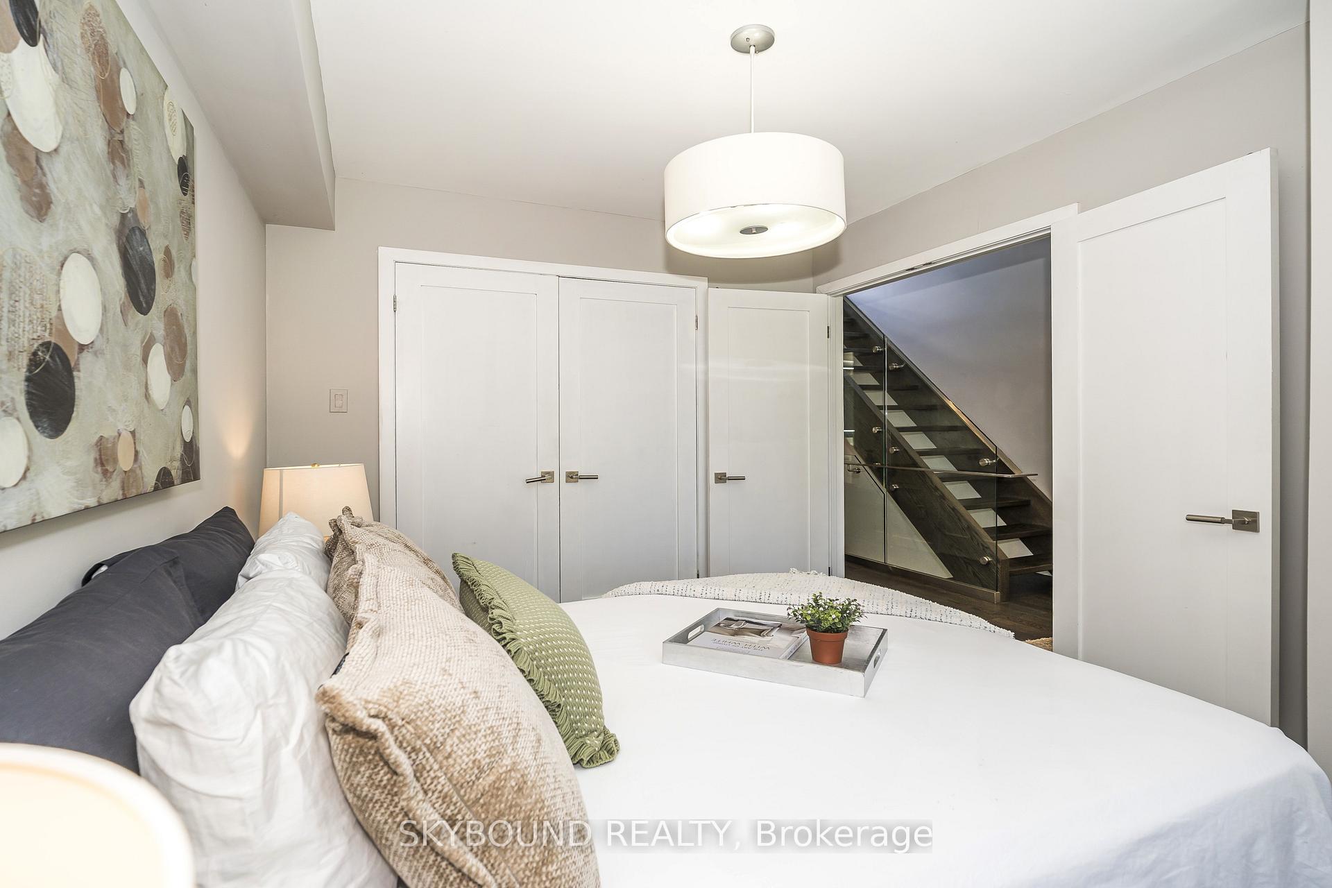 Photo 15 of 49 Victor Avenue, Toronto, North Riverdale — HOMEH