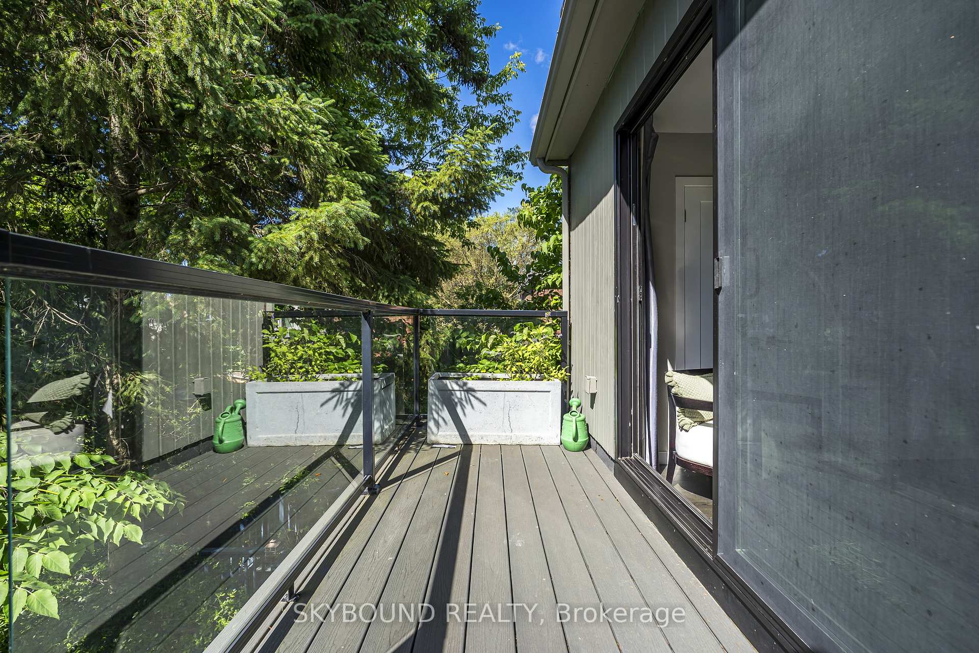 Photo 23 of 49 Victor Avenue, Toronto, North Riverdale — HOMEH