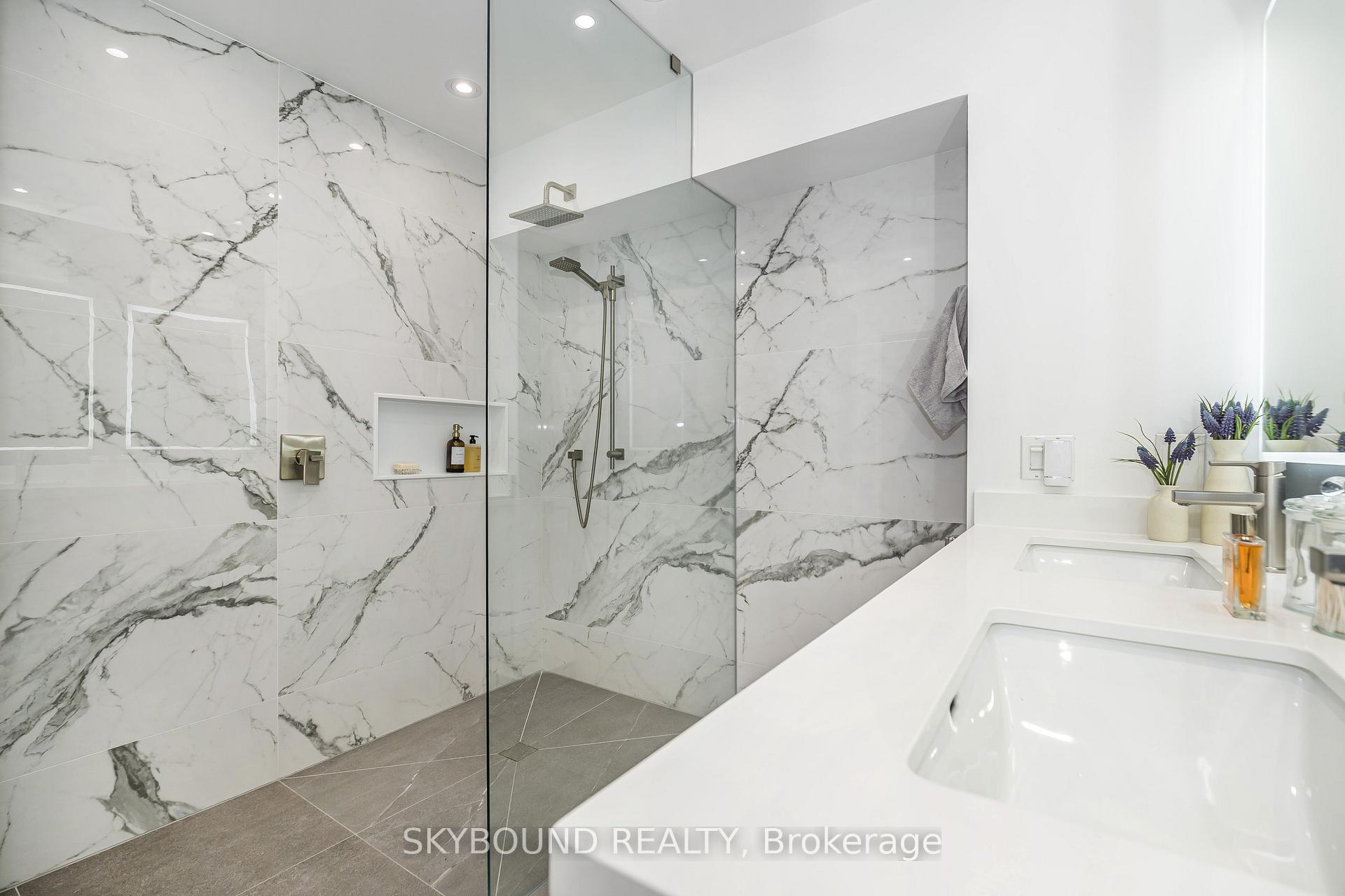 Photo 25 of 49 Victor Avenue, Toronto, North Riverdale — HOMEH