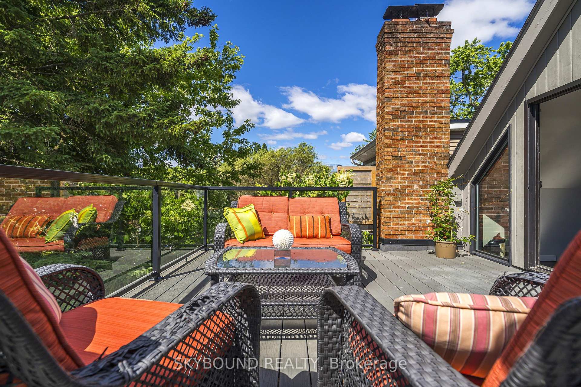 Photo 36 of 49 Victor Avenue, Toronto, North Riverdale — HOMEH