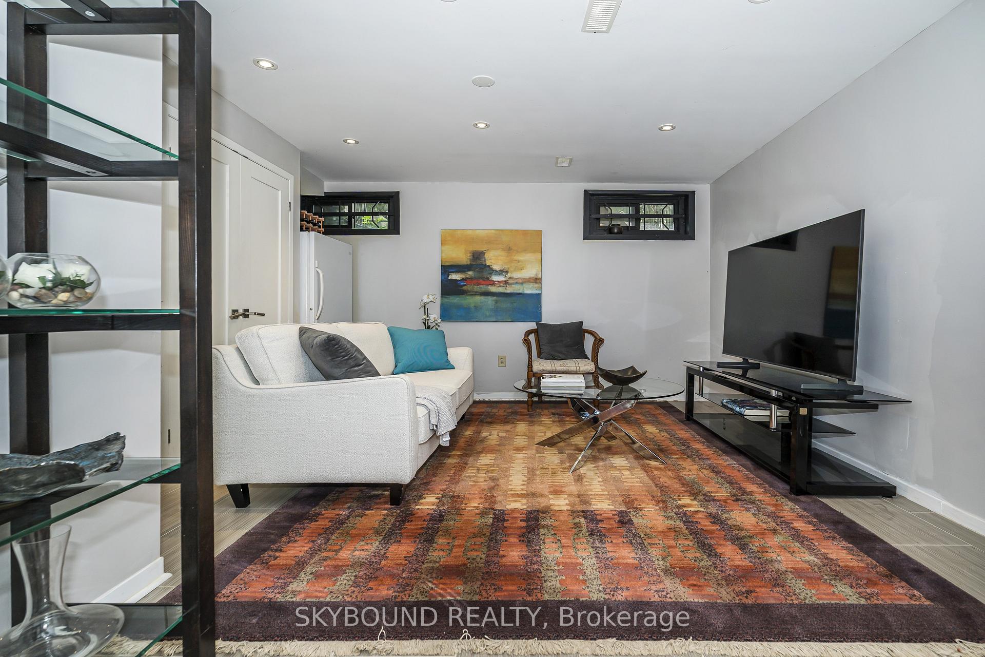 Photo 39 of 49 Victor Avenue, Toronto, North Riverdale — HOMEH