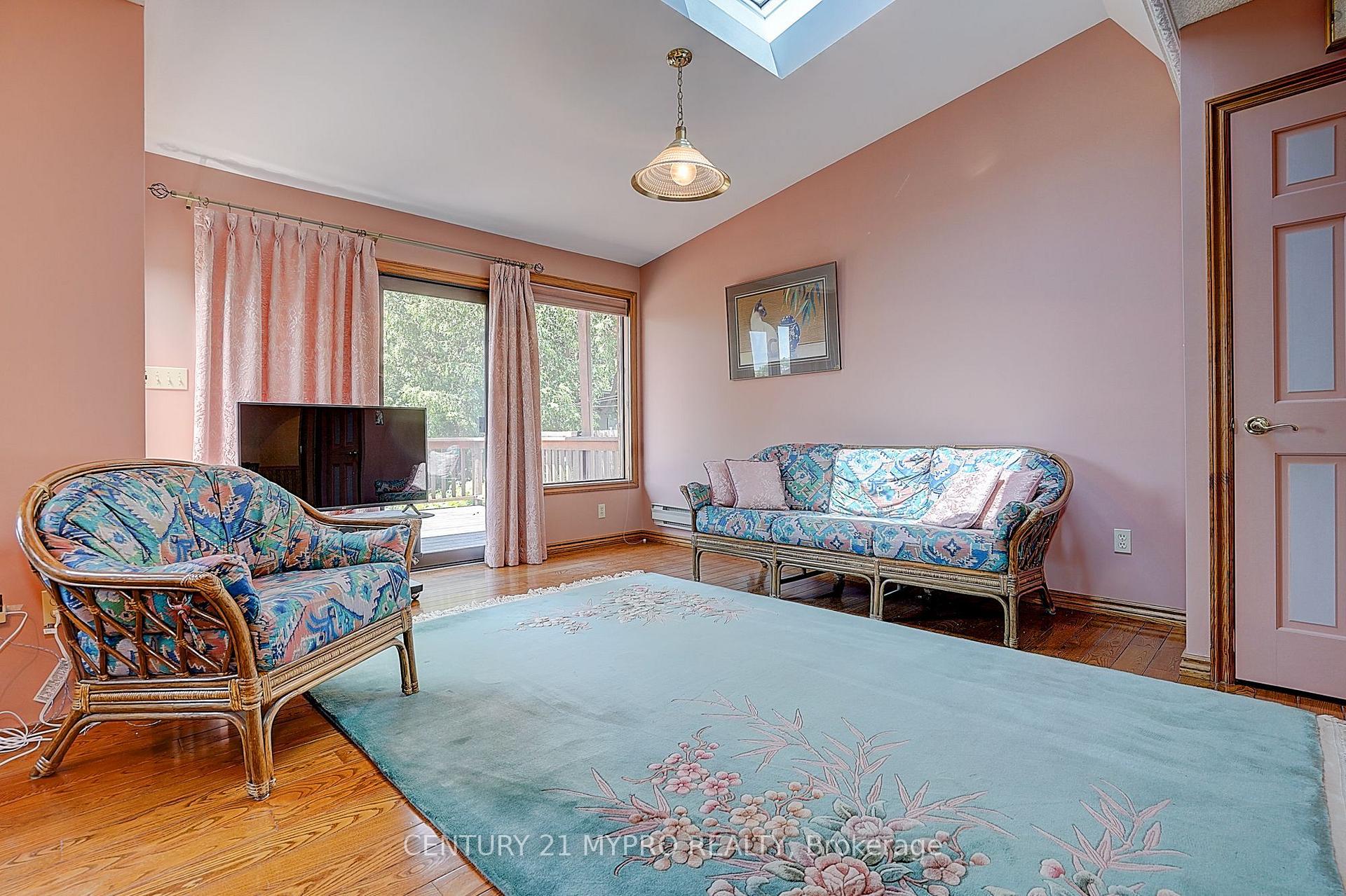 Photo 9 of 80 Rosemount Drive, Scarborough, Ionview — HOMEH