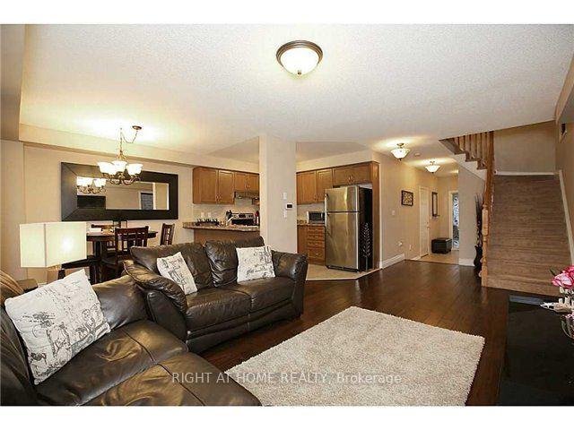 Photo 4 of 4188 Thomas Alton Boulevard, Burlington, Alton — HOMEH