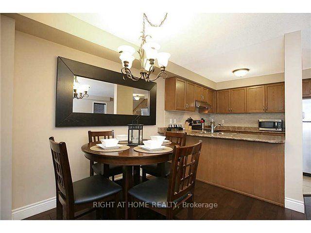Photo 7 of 4188 Thomas Alton Boulevard, Burlington, Alton — HOMEH