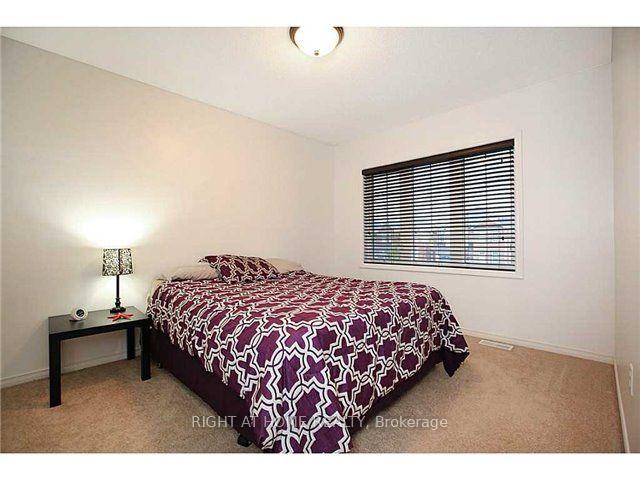 Photo 12 of 4188 Thomas Alton Boulevard, Burlington, Alton — HOMEH
