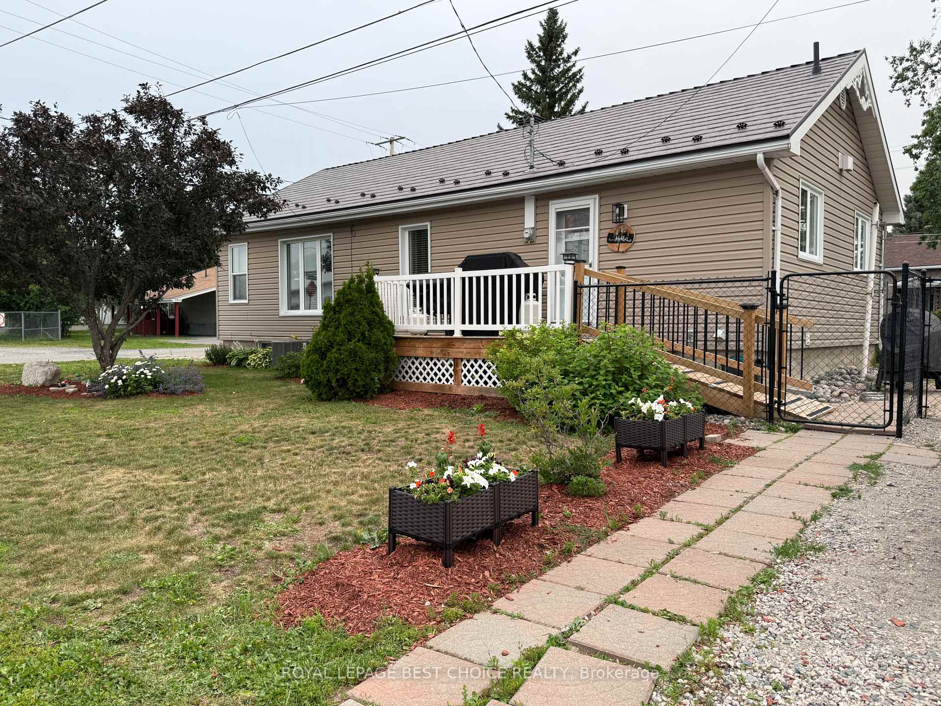 Photo 1 of 575 Browning Street, Temiskaming Shores, Haileybury — HOMEH
