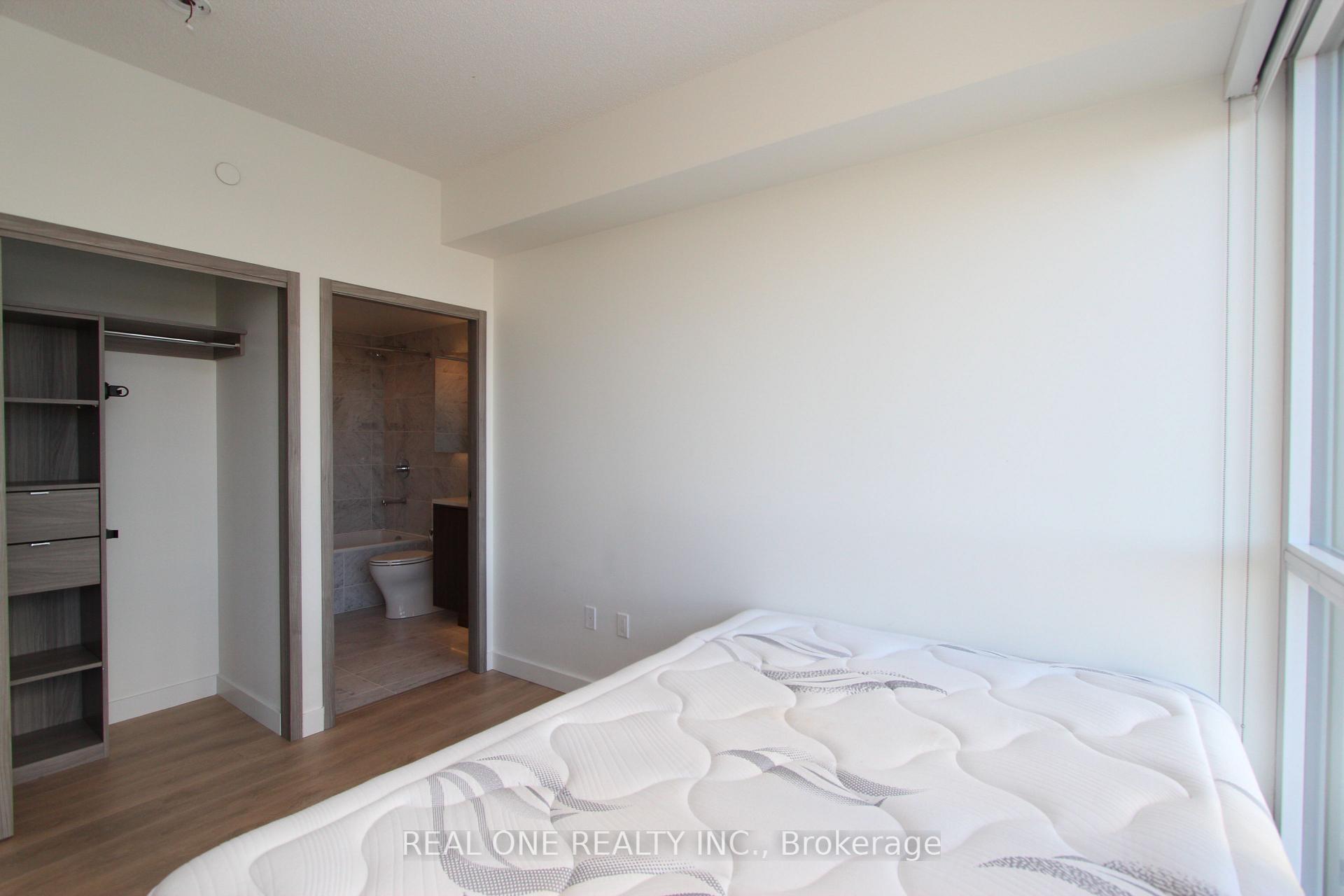 Photo 6 of Unit 2202, 85 McMahon Drive, North York, Bayview Village — HOMEH