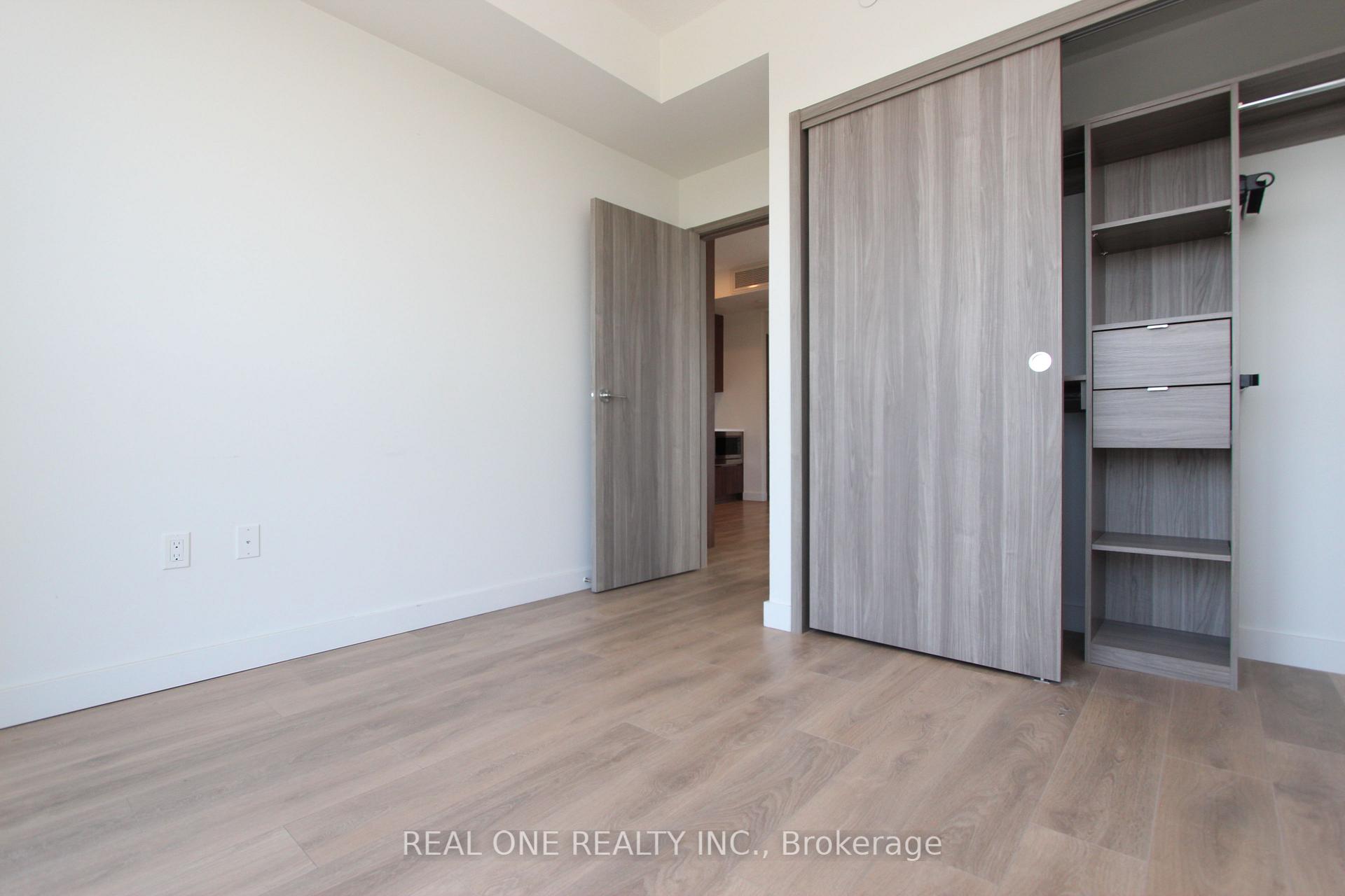 Photo 12 of Unit 2202, 85 McMahon Drive, North York, Bayview Village — HOMEH