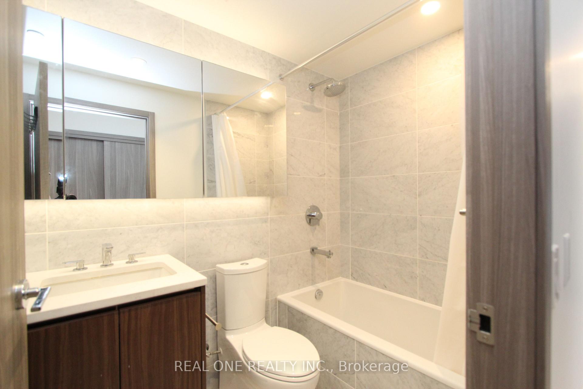 Photo 14 of Unit 2202, 85 McMahon Drive, North York, Bayview Village — HOMEH
