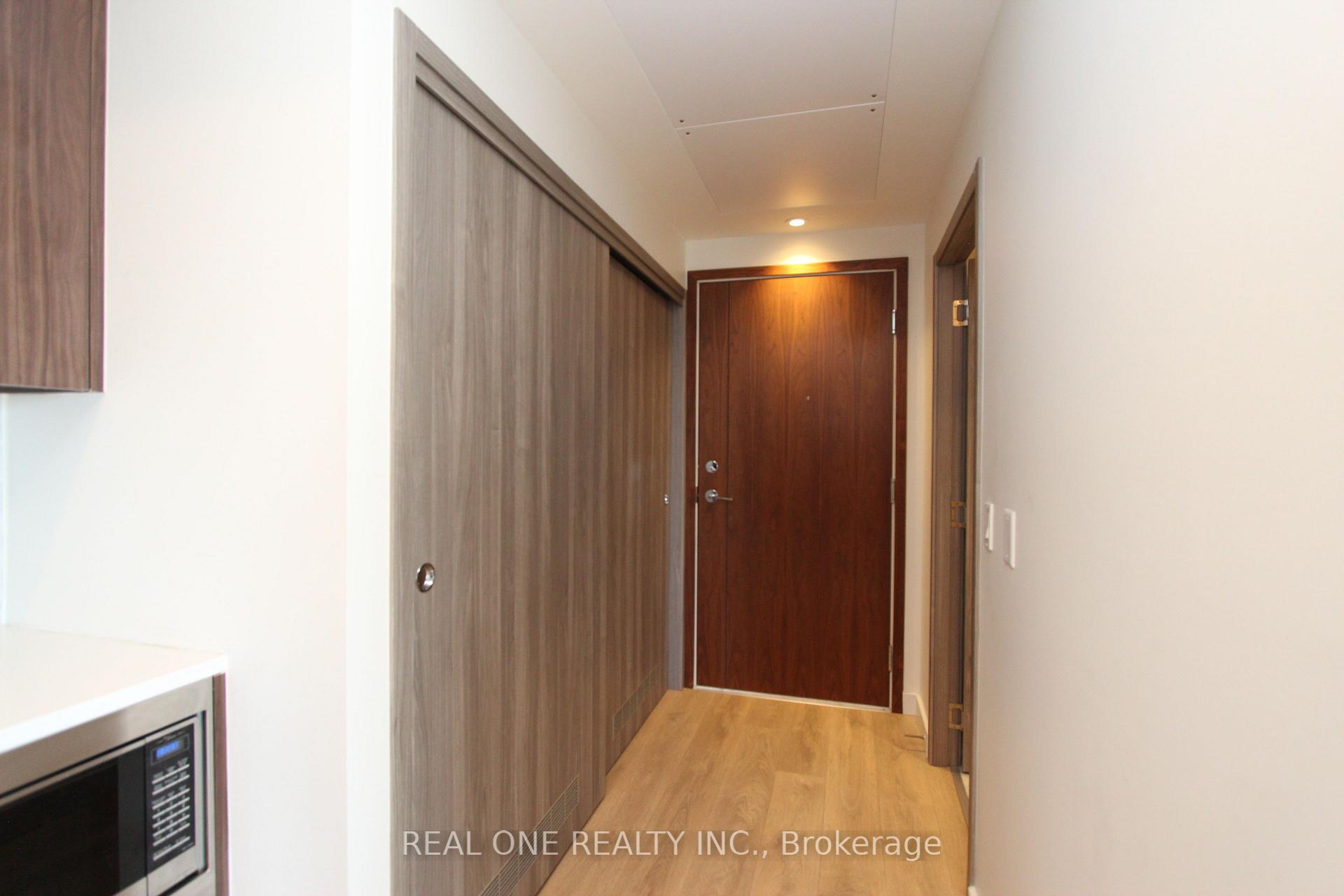 Photo 15 of Unit 2202, 85 McMahon Drive, North York, Bayview Village — HOMEH