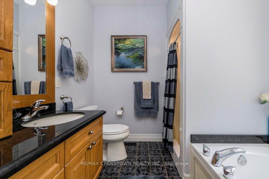 Photo 18 of 5 Pine Hill Drive, Springwater, Rural Springwater — HOMEH