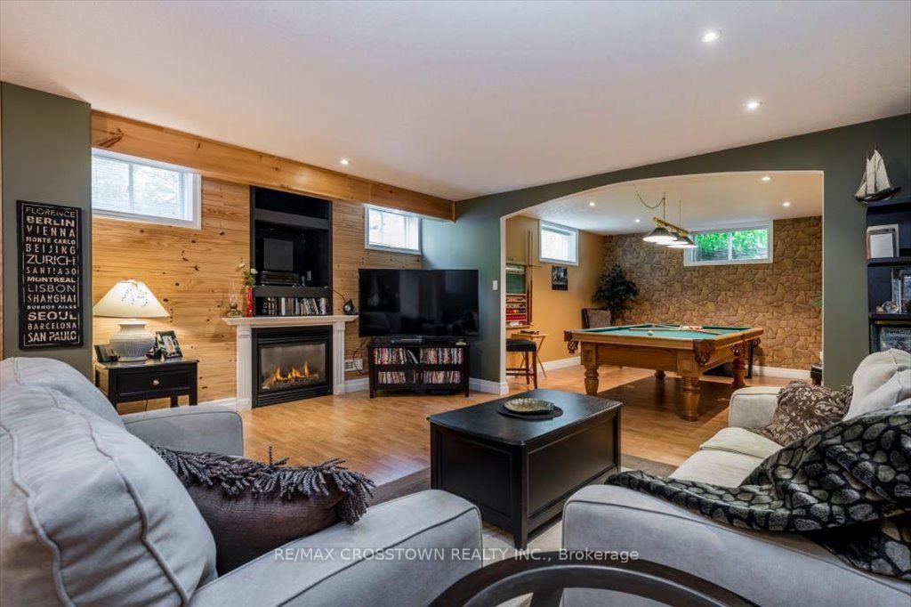 Photo 25 of 5 Pine Hill Drive, Springwater, Rural Springwater — HOMEH
