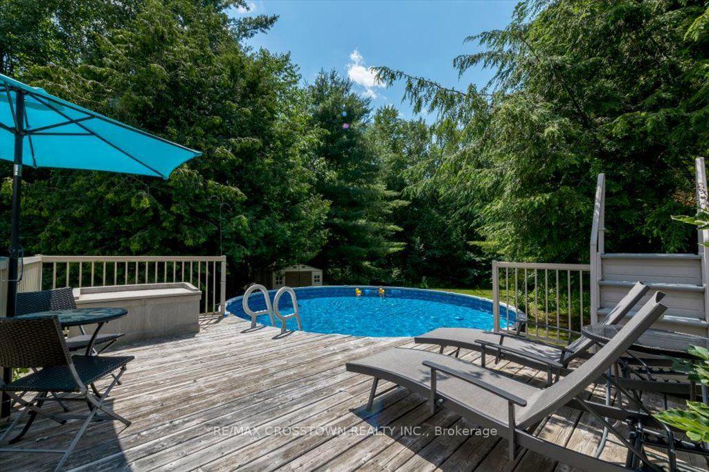 Photo 33 of 5 Pine Hill Drive, Springwater, Rural Springwater — HOMEH