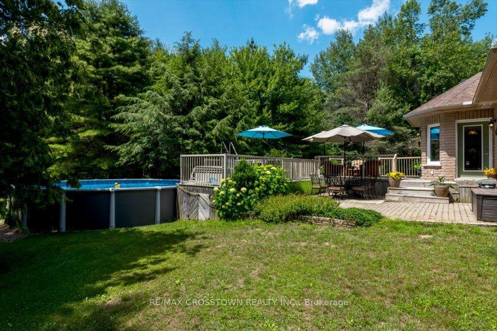 Photo 35 of 5 Pine Hill Drive, Springwater, Rural Springwater — HOMEH