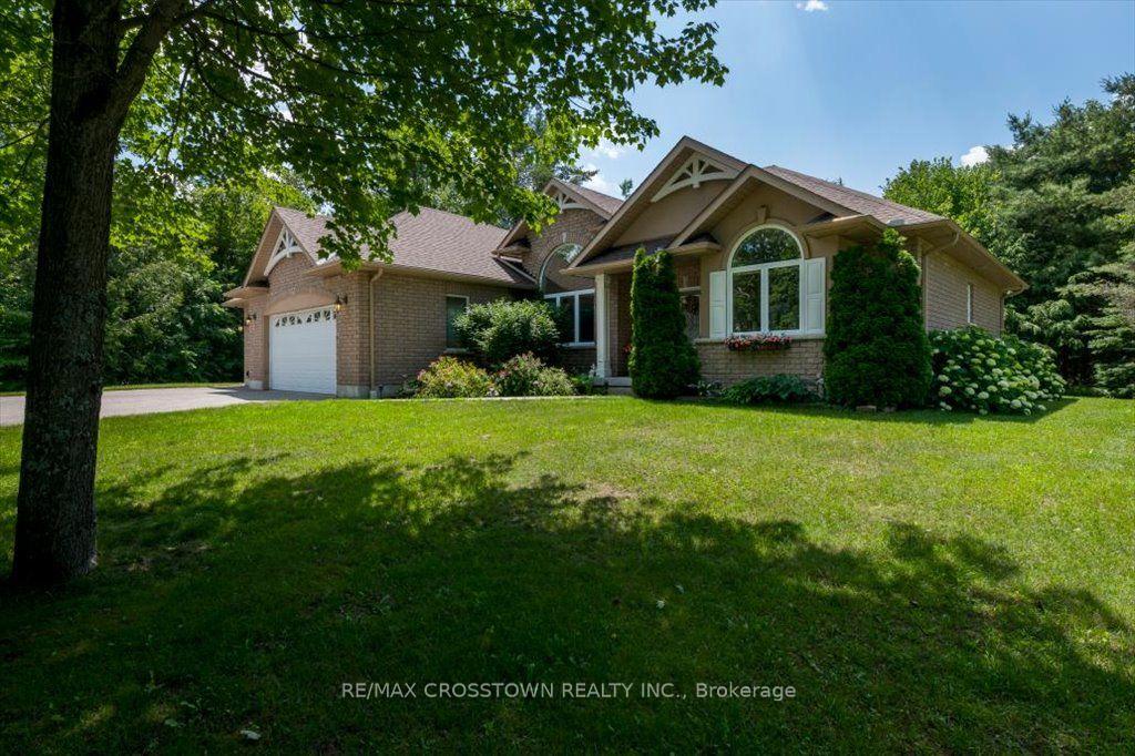 Photo 39 of 5 Pine Hill Drive, Springwater, Rural Springwater — HOMEH