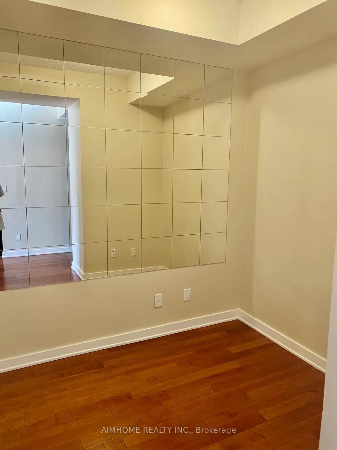 Photo 3 of Unit 903, 4070 Confederation Parkway, Mississauga, City Centre — HOMEH