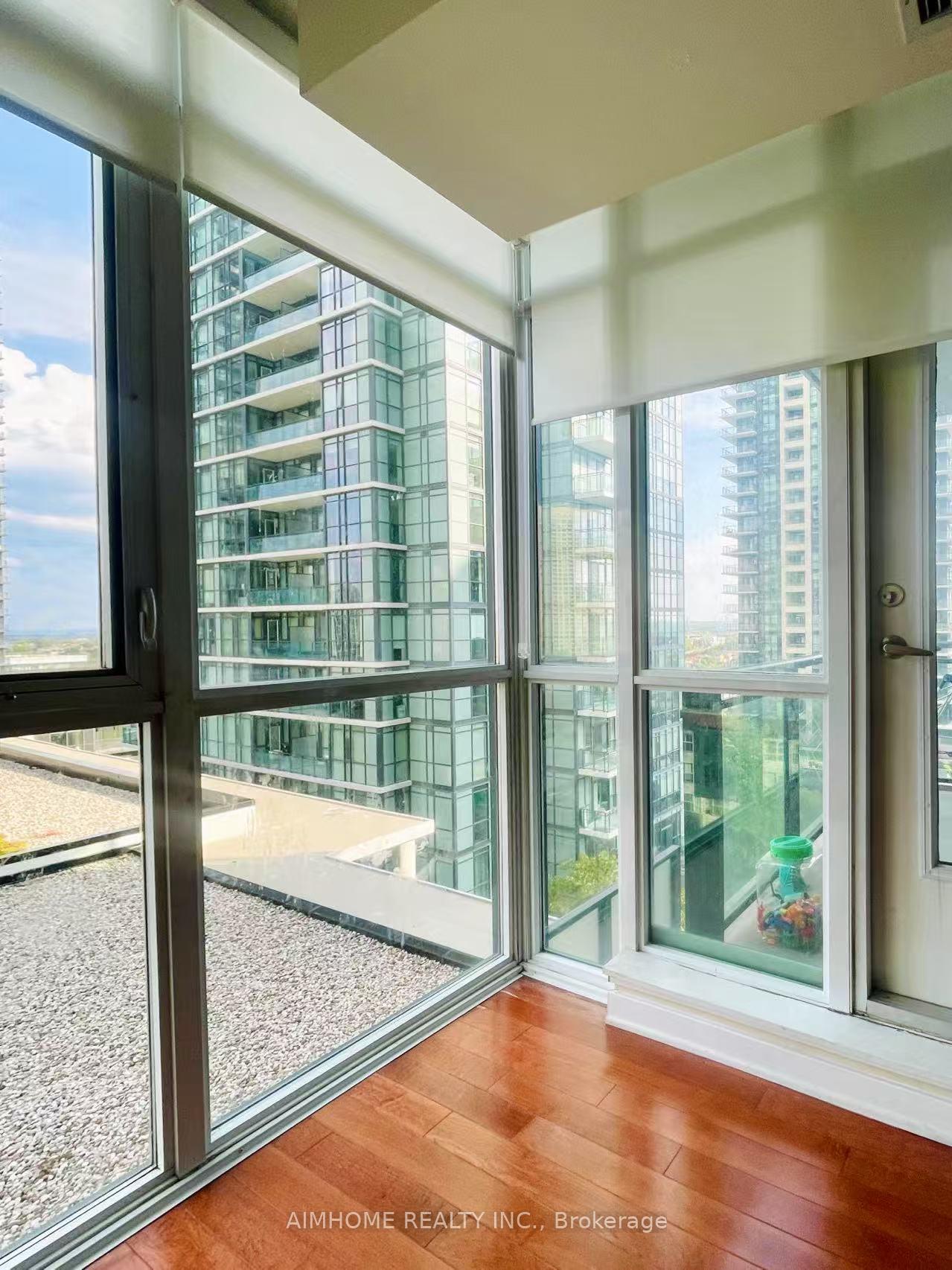 Photo 4 of Unit 903, 4070 Confederation Parkway, Mississauga, City Centre — HOMEH