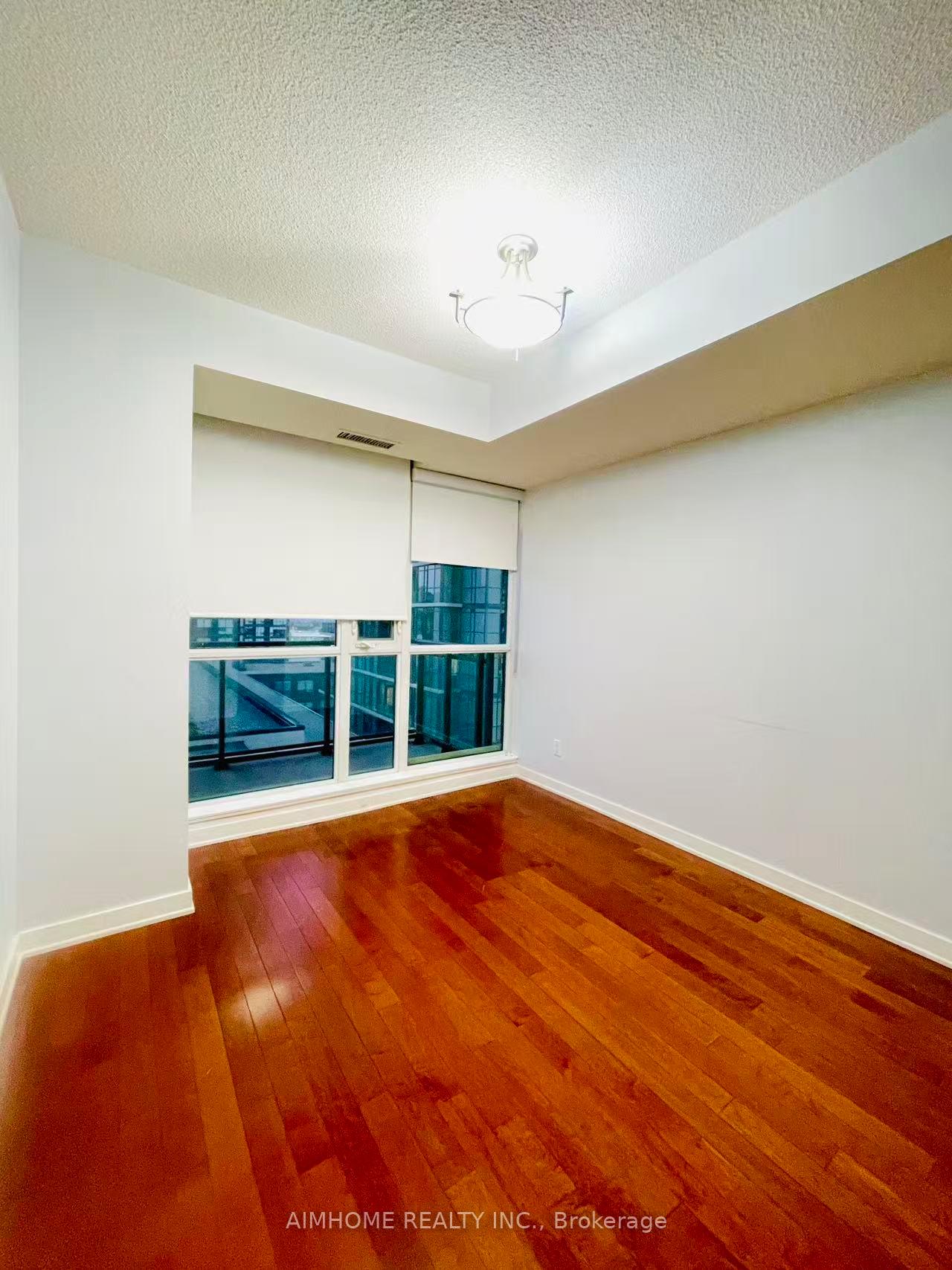 Photo 10 of Unit 903, 4070 Confederation Parkway, Mississauga, City Centre — HOMEH