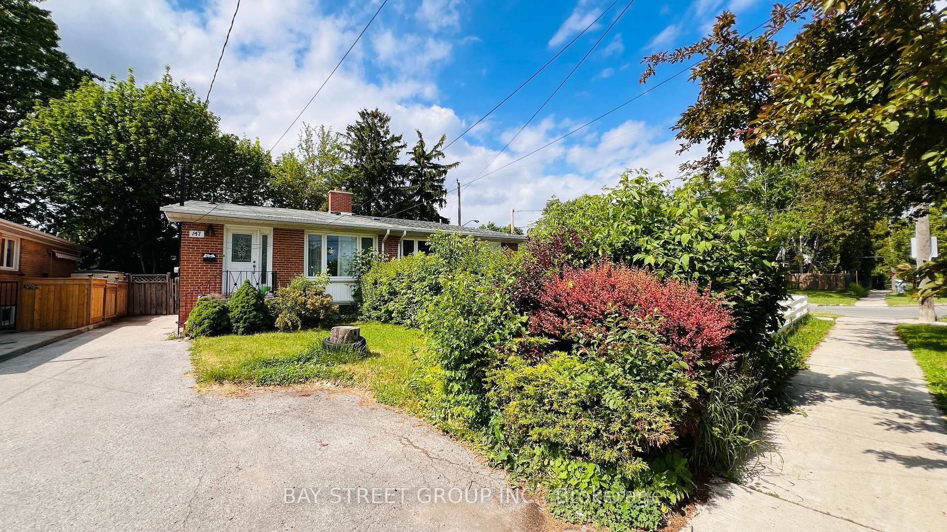 Front of Unit Ground & Lower, 147 Roywood Drive